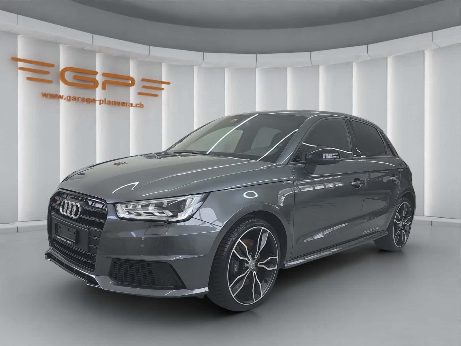 Audi S1
