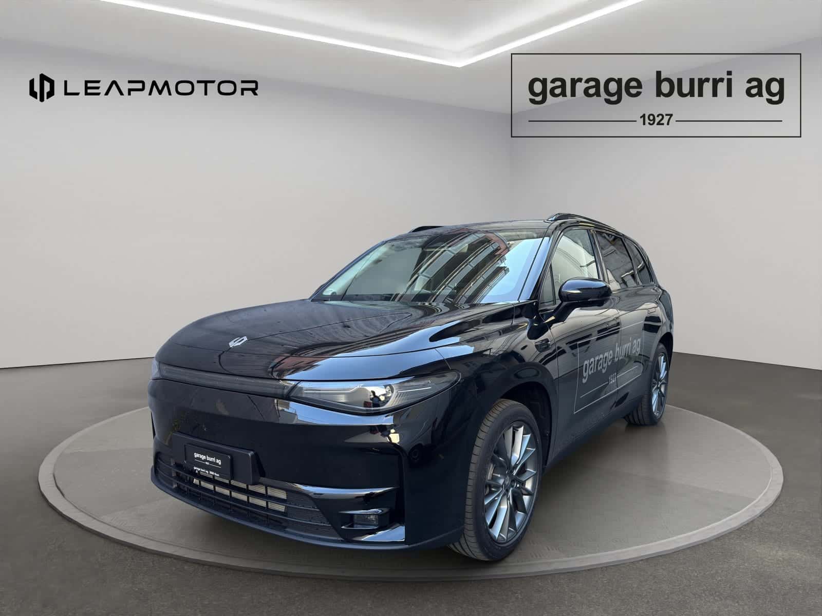 Leapmotor C10