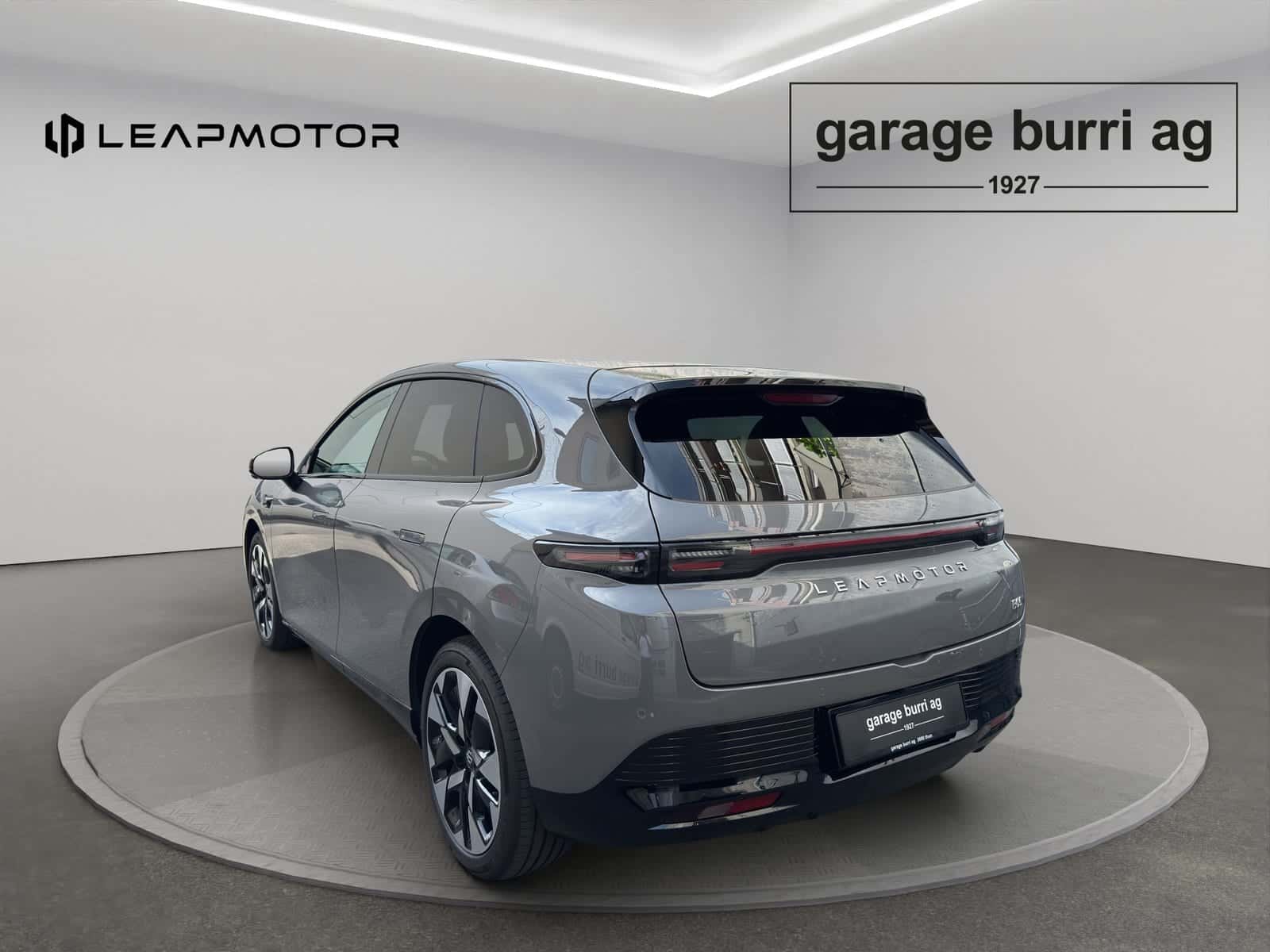 Leapmotor B05