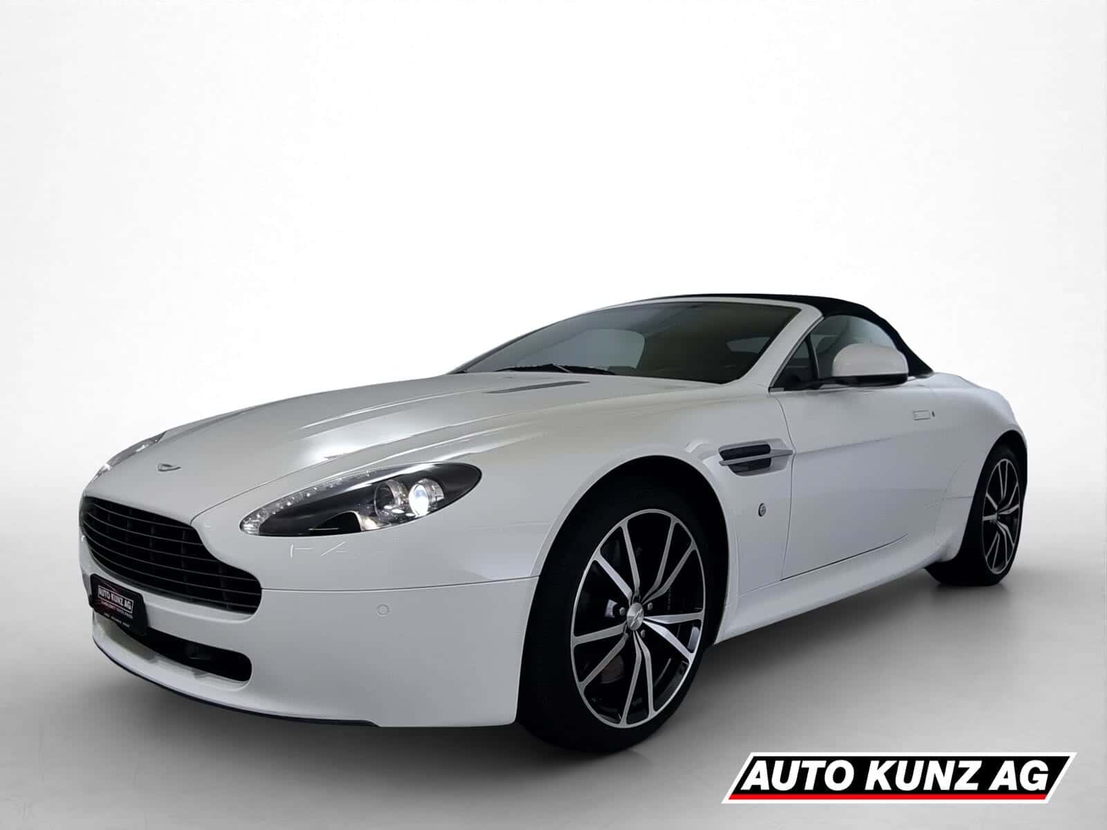 Aston Martin V8/V12 Vantage