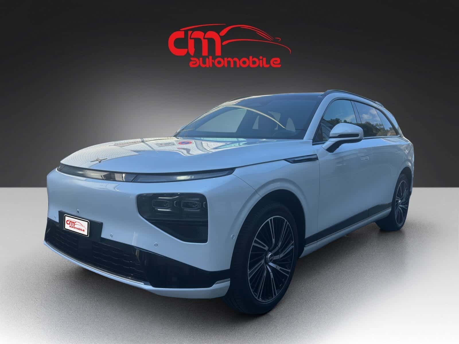 XPENG G9