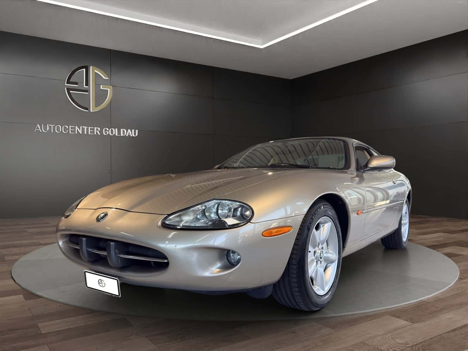 Jaguar XK