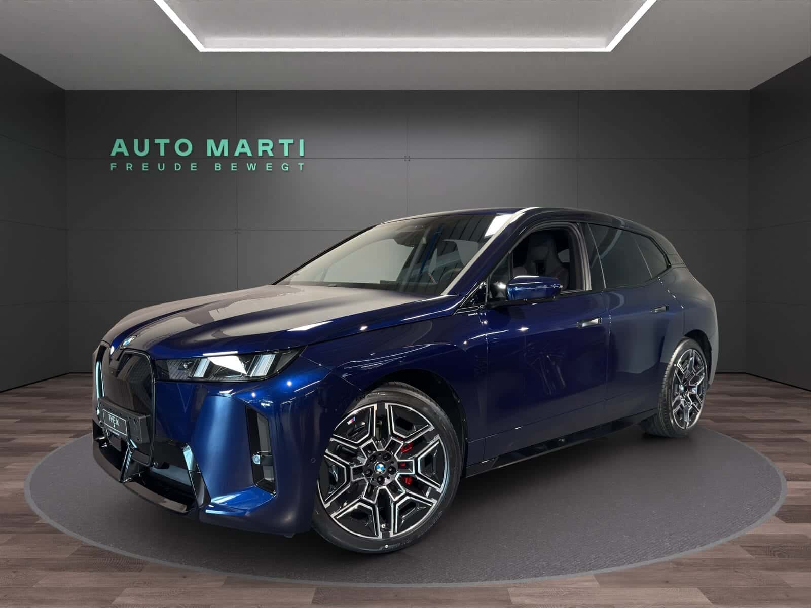 BMW iX
