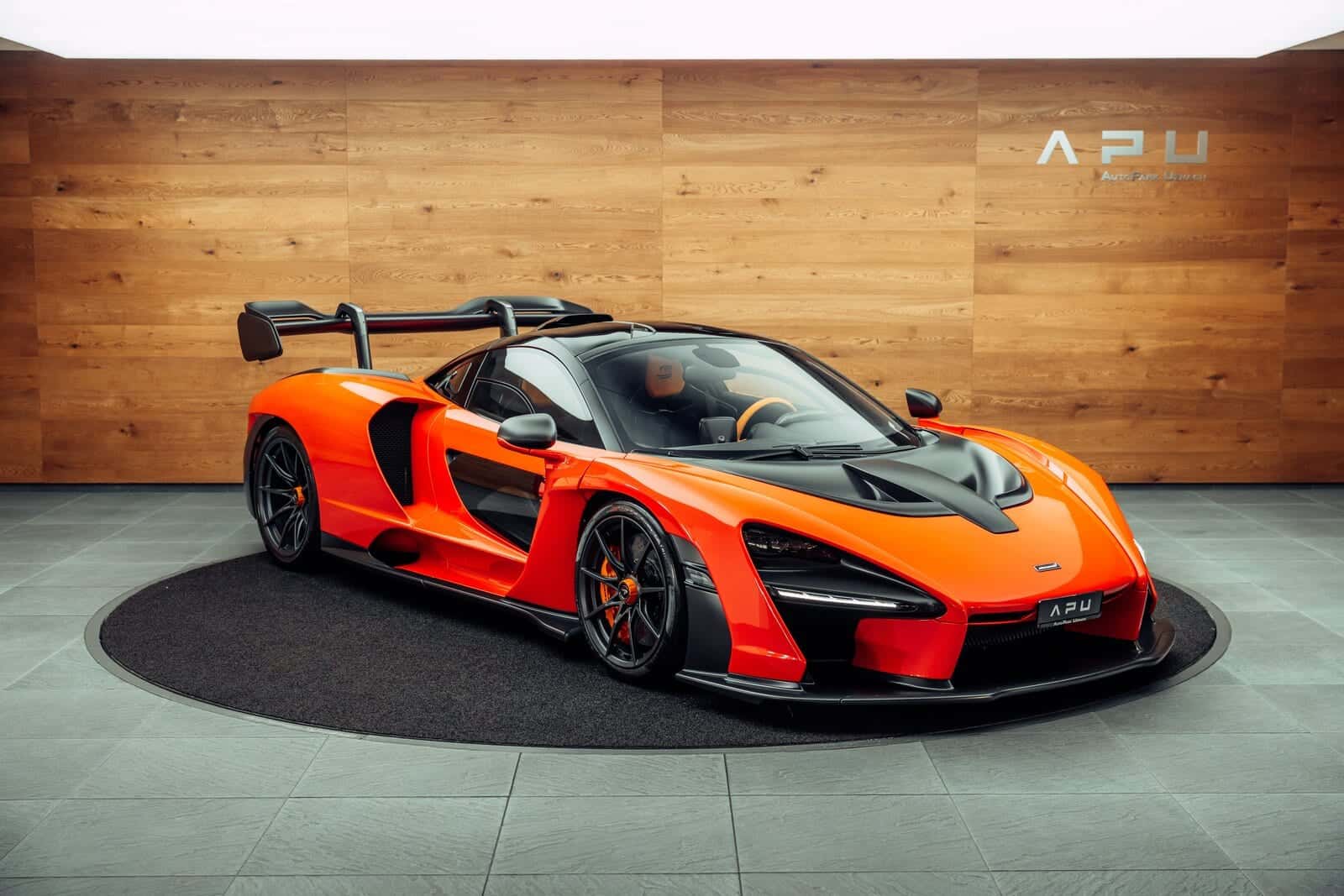 McLaren Senna