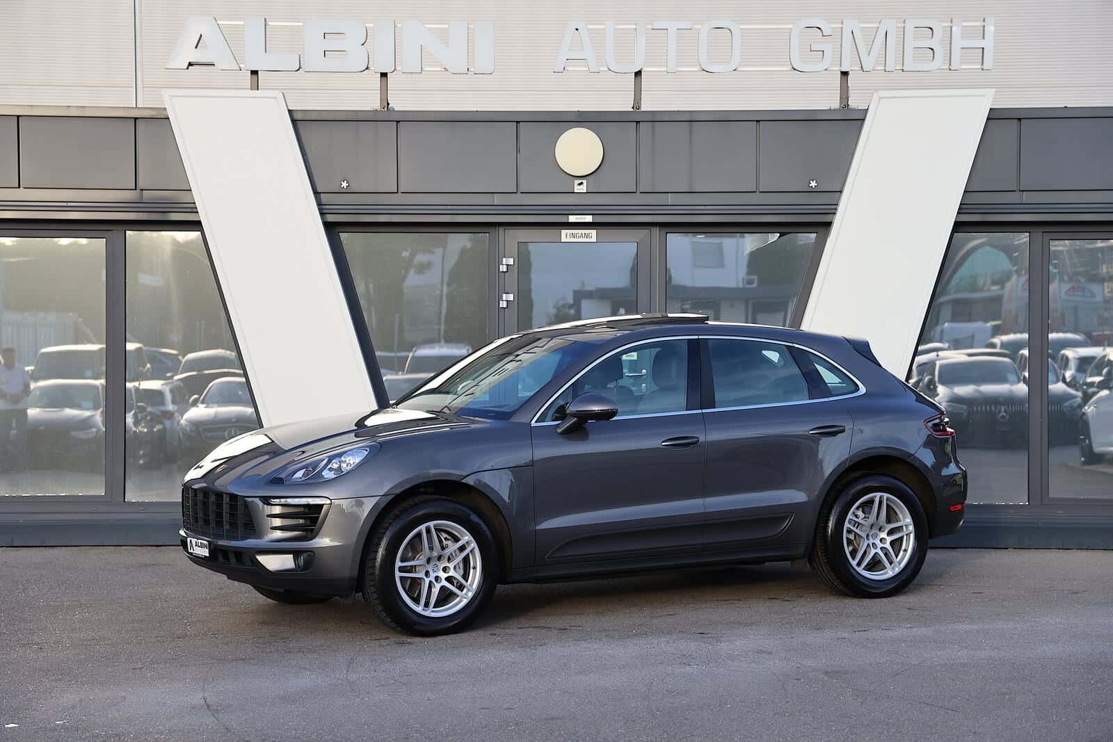 Porsche Macan