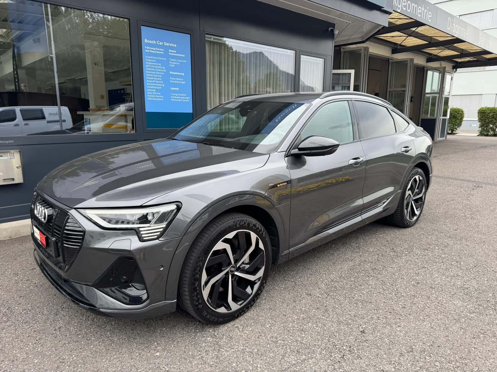 Audi e-tron