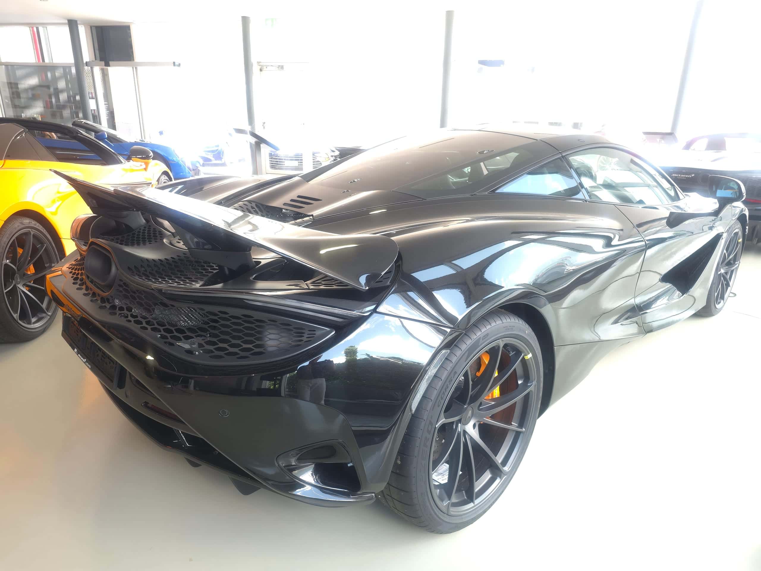 McLaren 750S