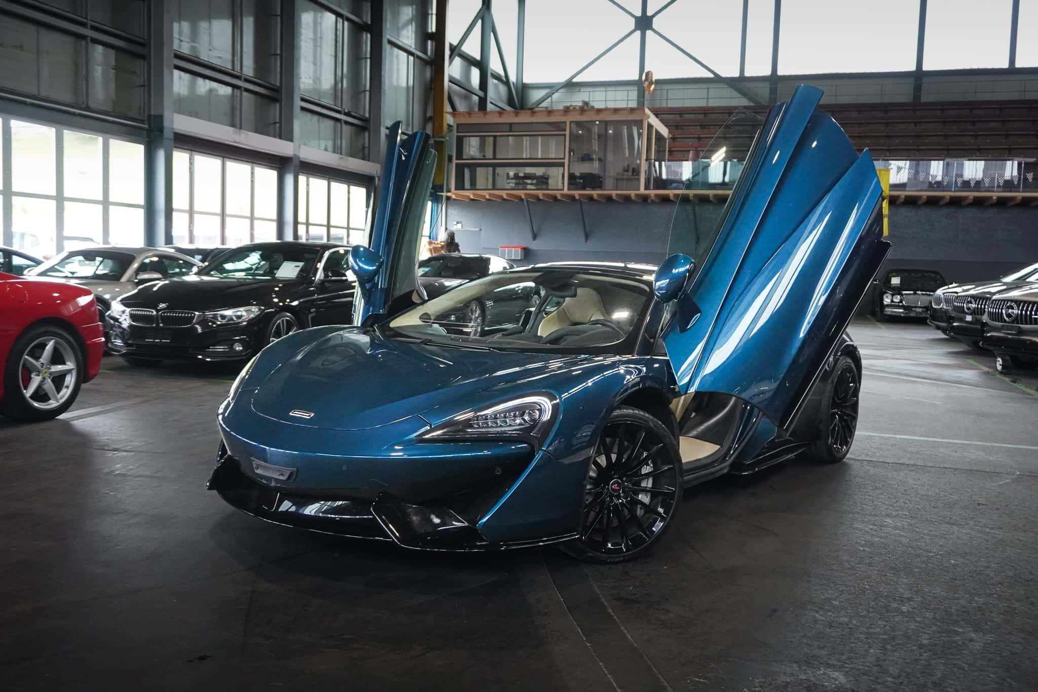 McLaren 570GT