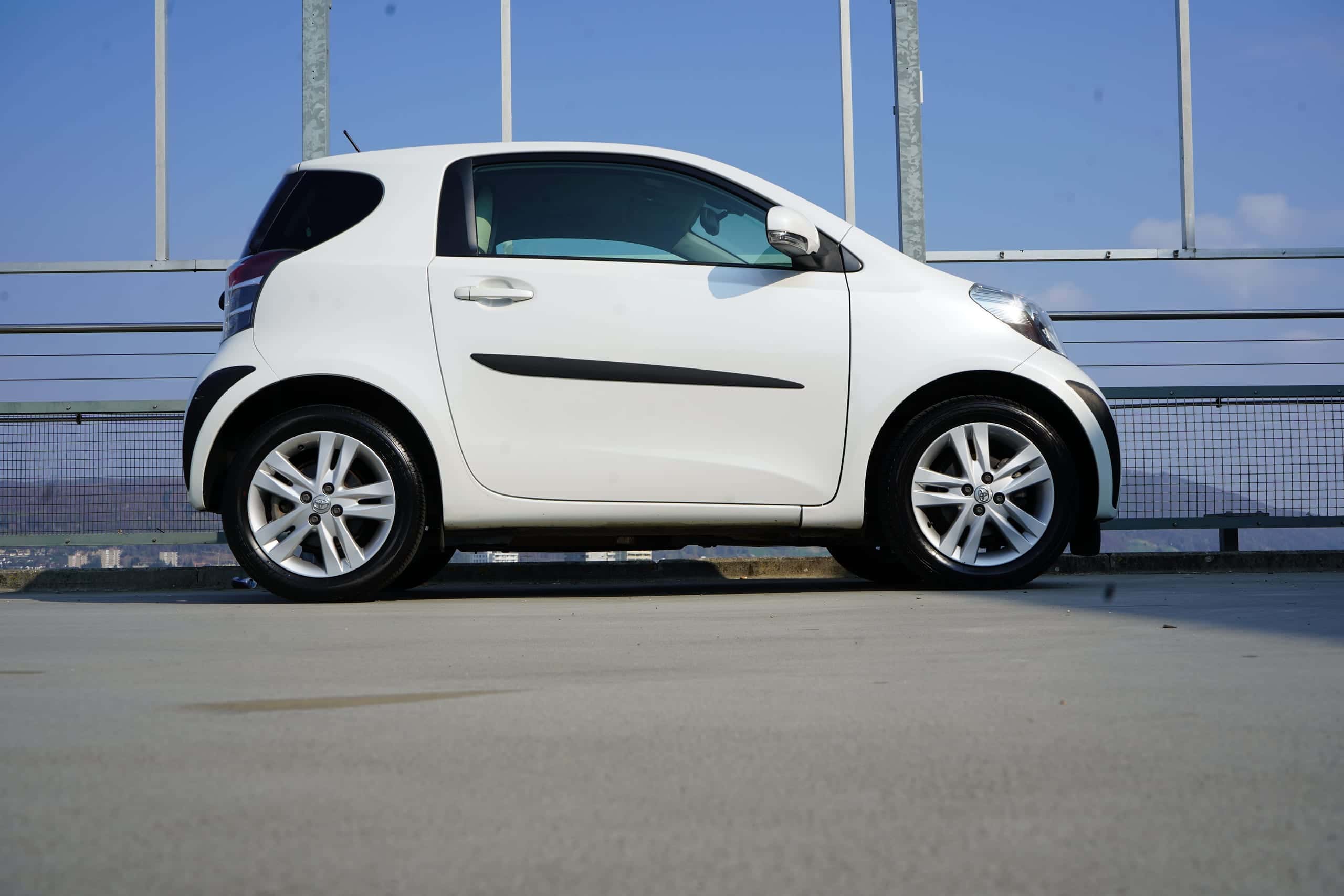 Toyota iQ
