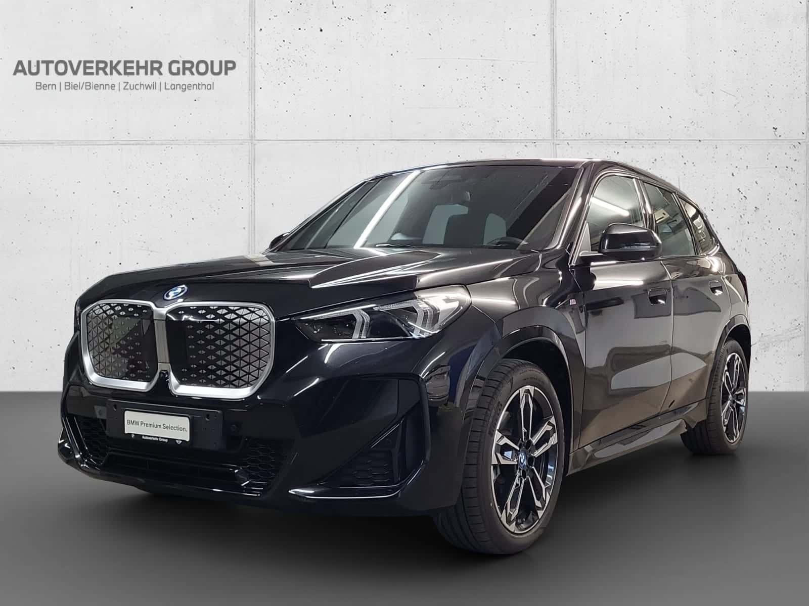 BMW iX1