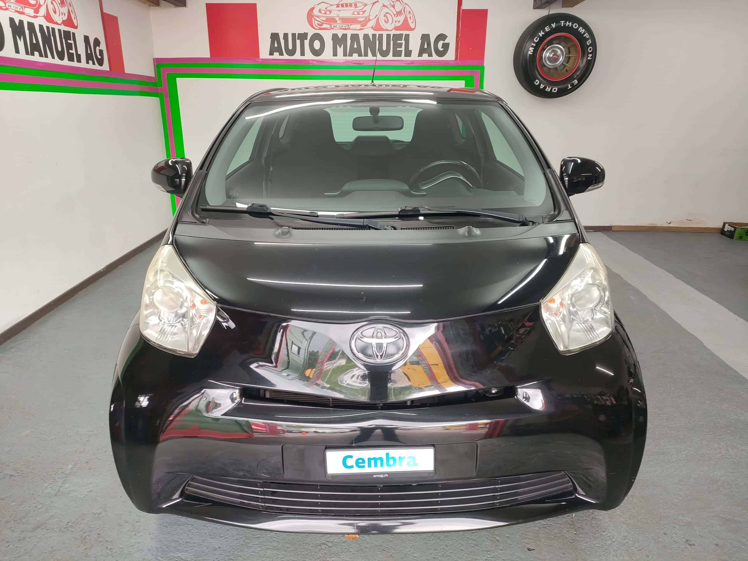 Toyota iQ