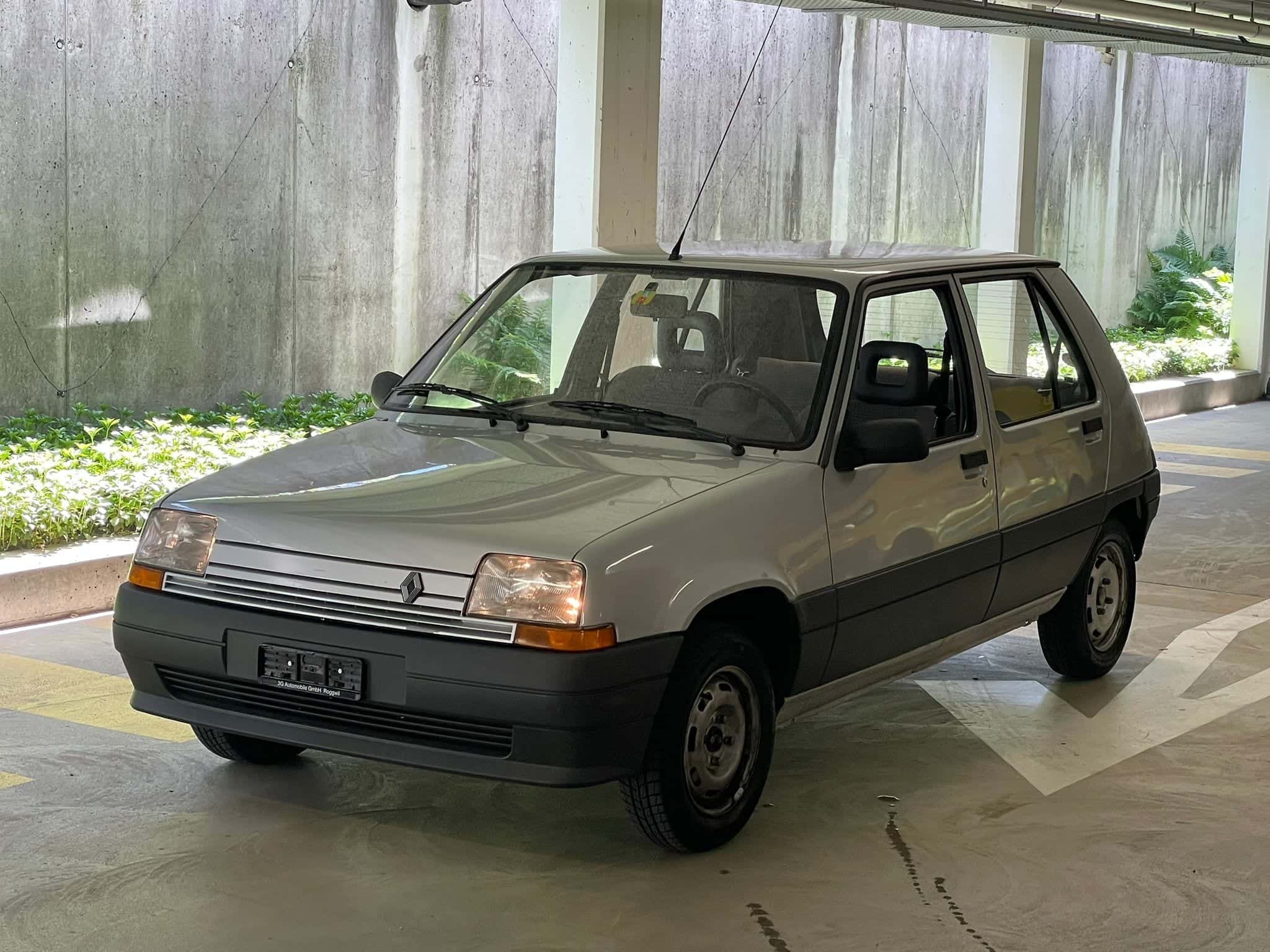 Renault R5