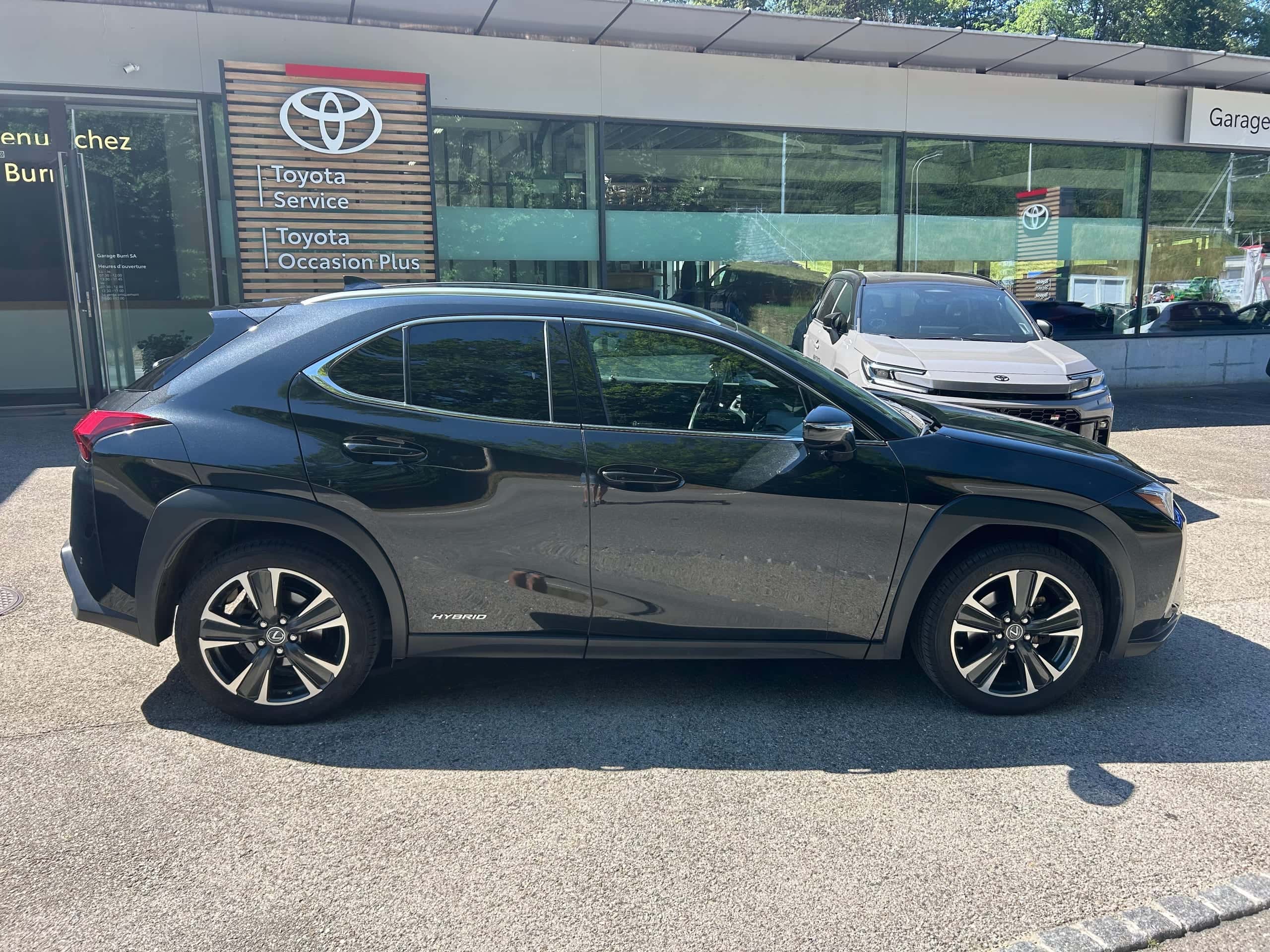 Lexus UX