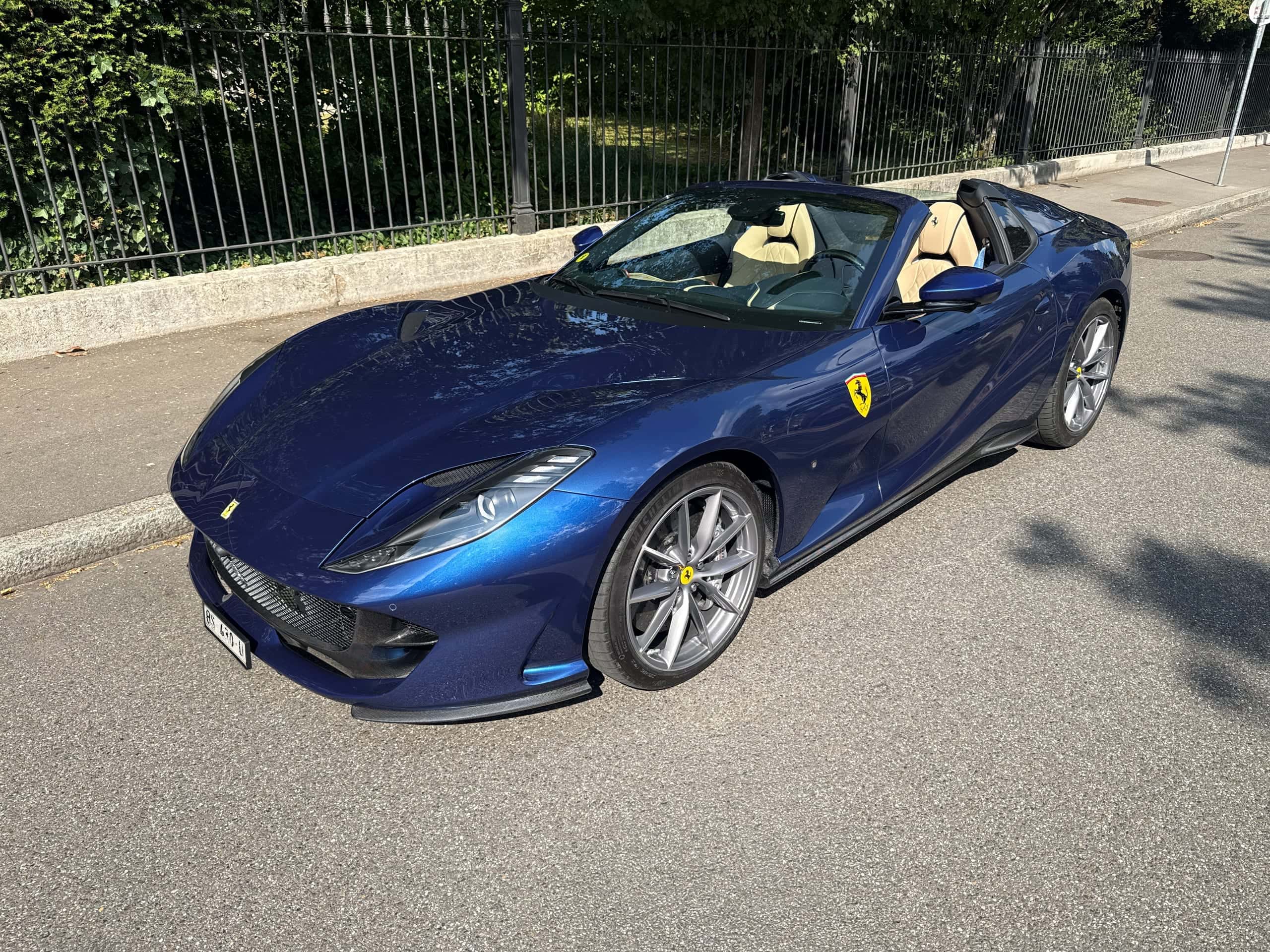 Ferrari 812