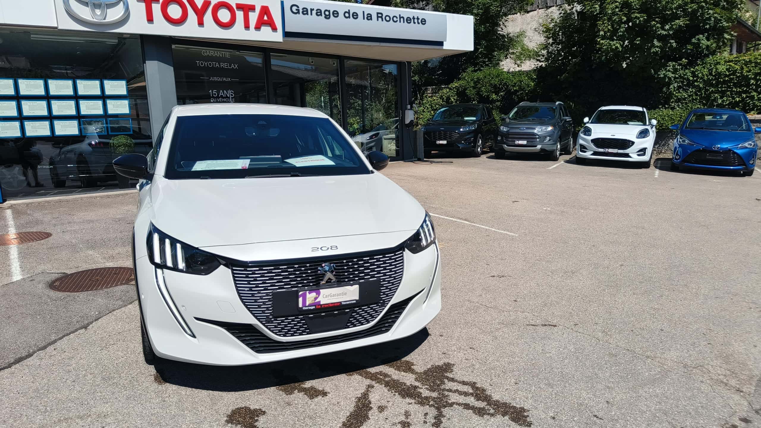 Peugeot 208