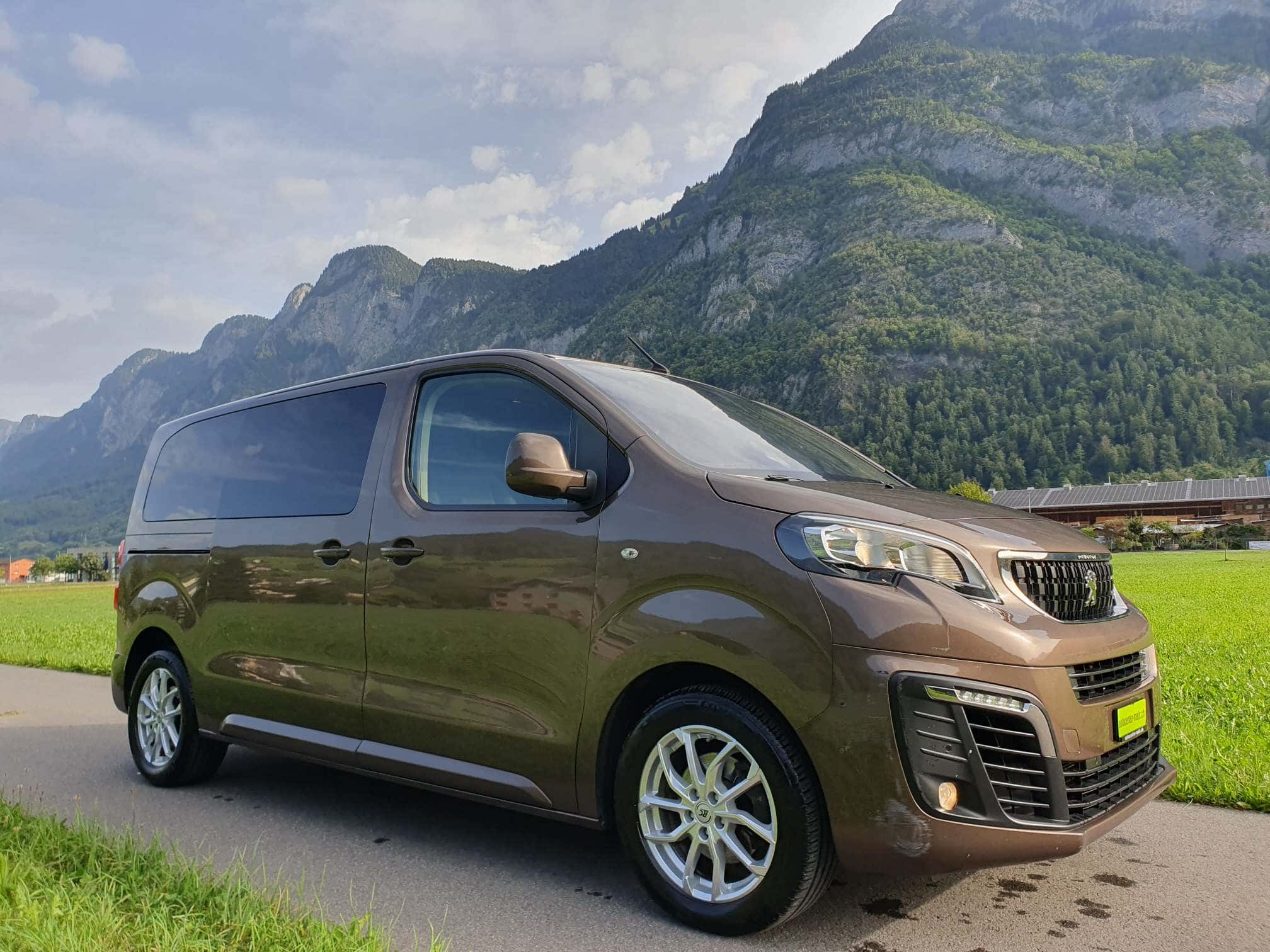 Peugeot Traveller