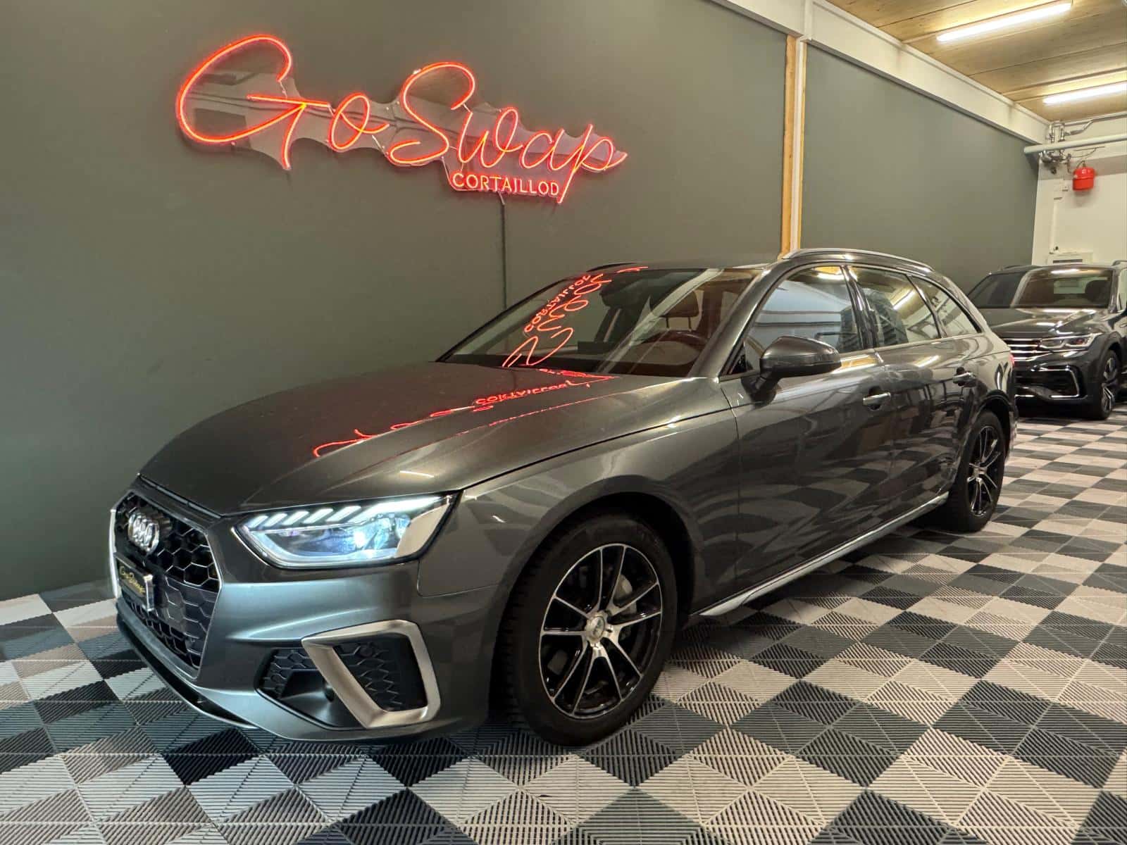 Audi A4