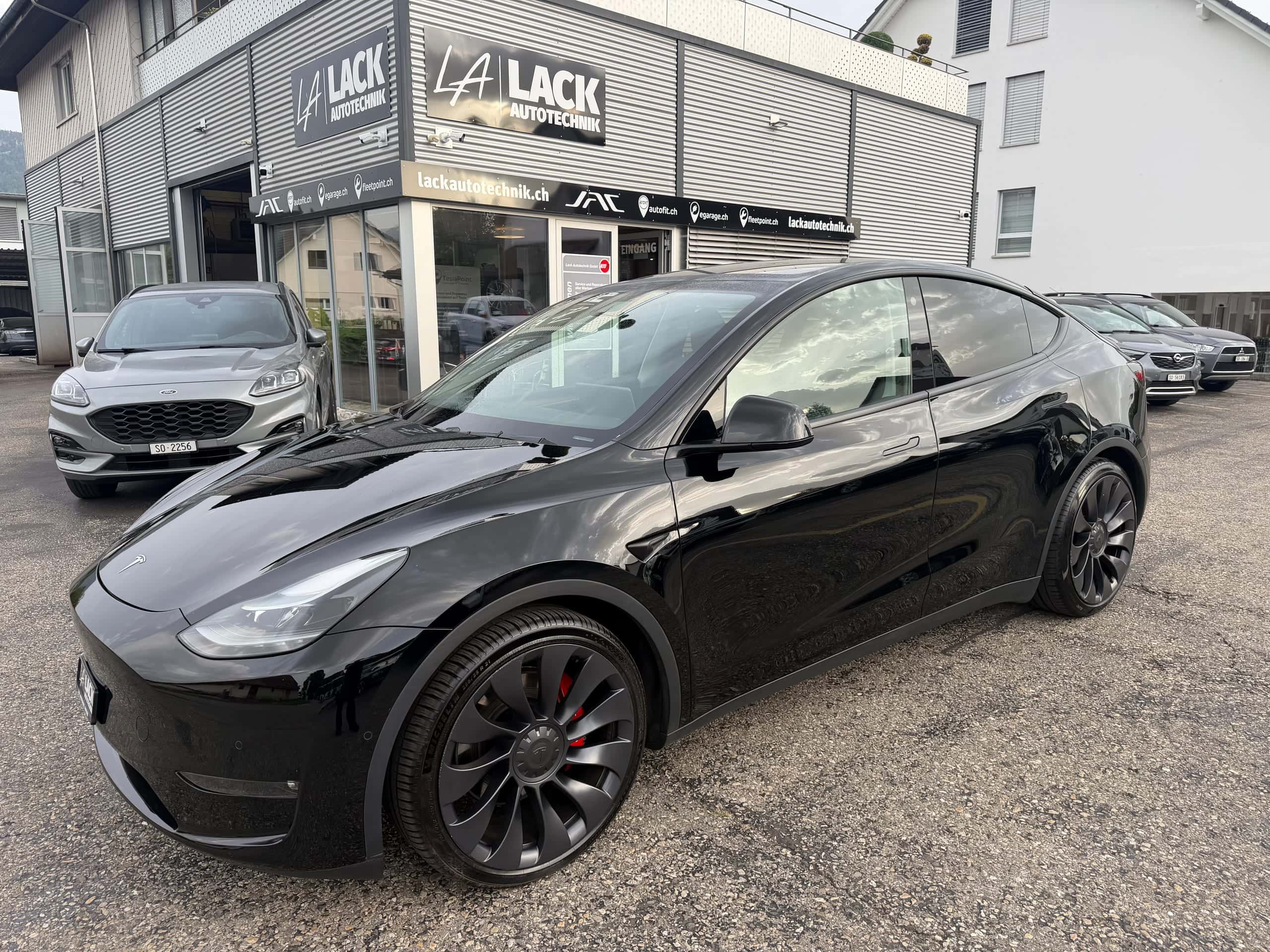 Tesla Model Y
