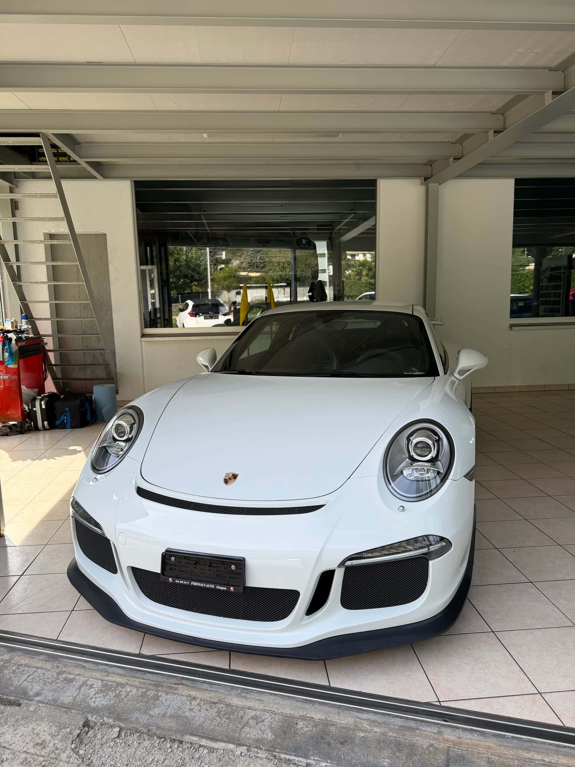 Porsche 911