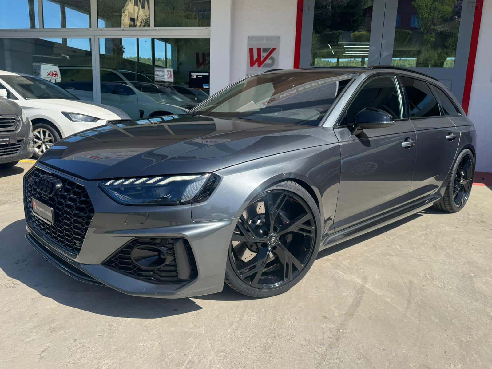 Audi S4 / RS4