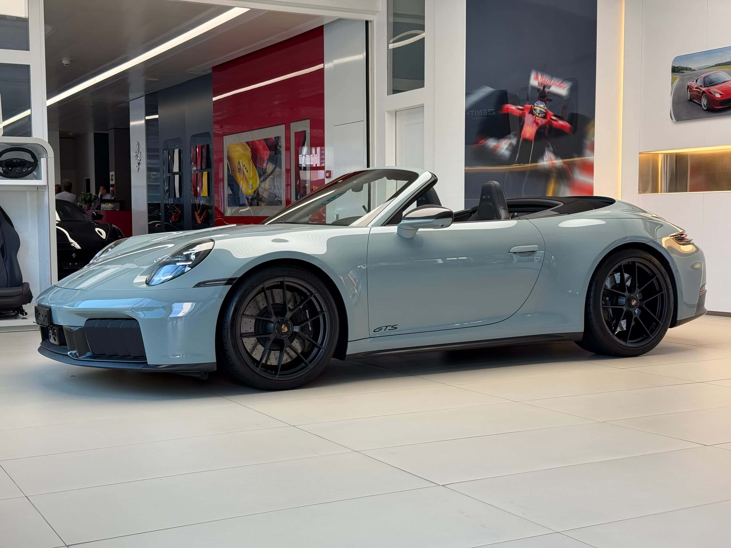 Porsche 911