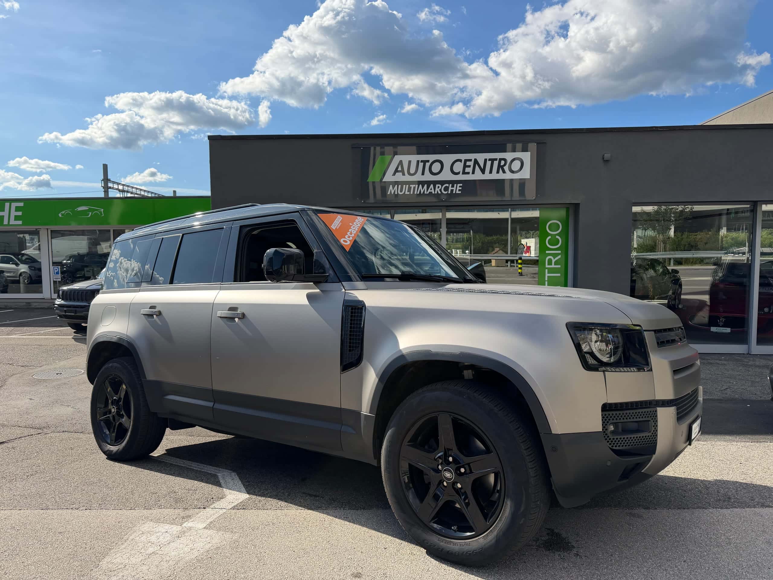 Land Rover Defender