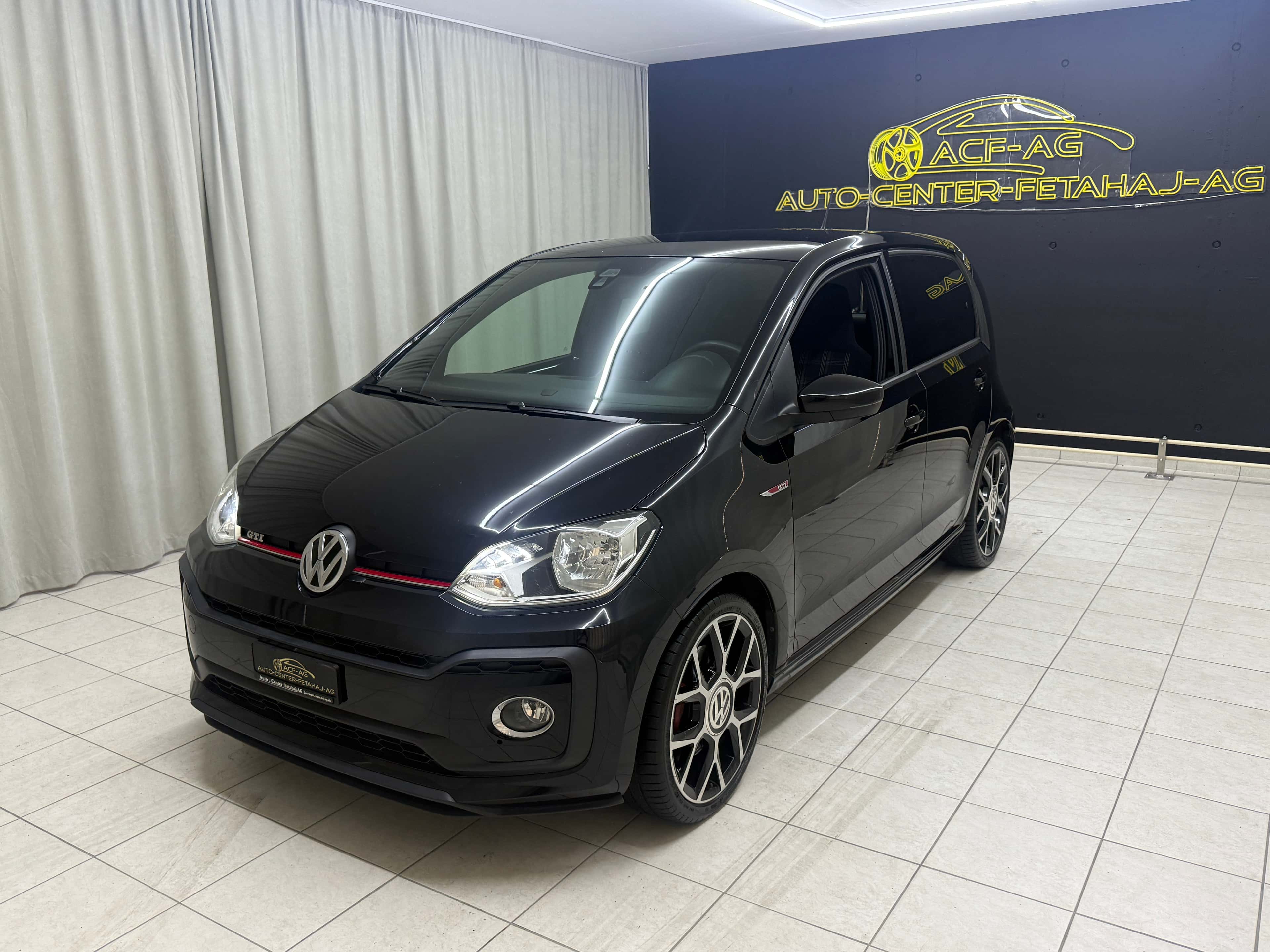 VW Up