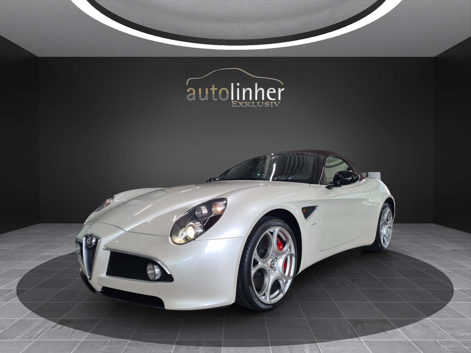 Alfa Romeo 8C