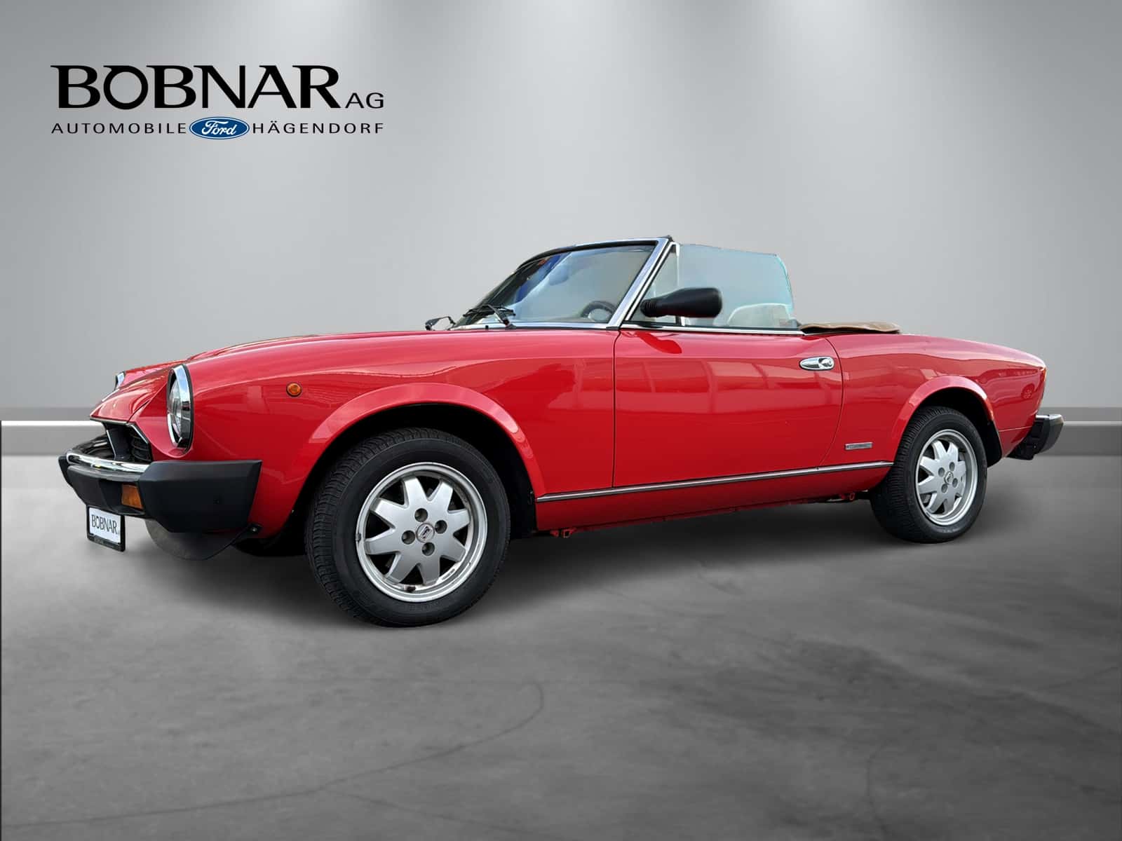 Fiat 124 Spider