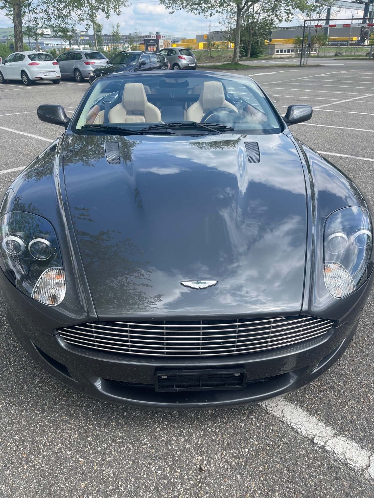 Aston Martin DB9/DBS