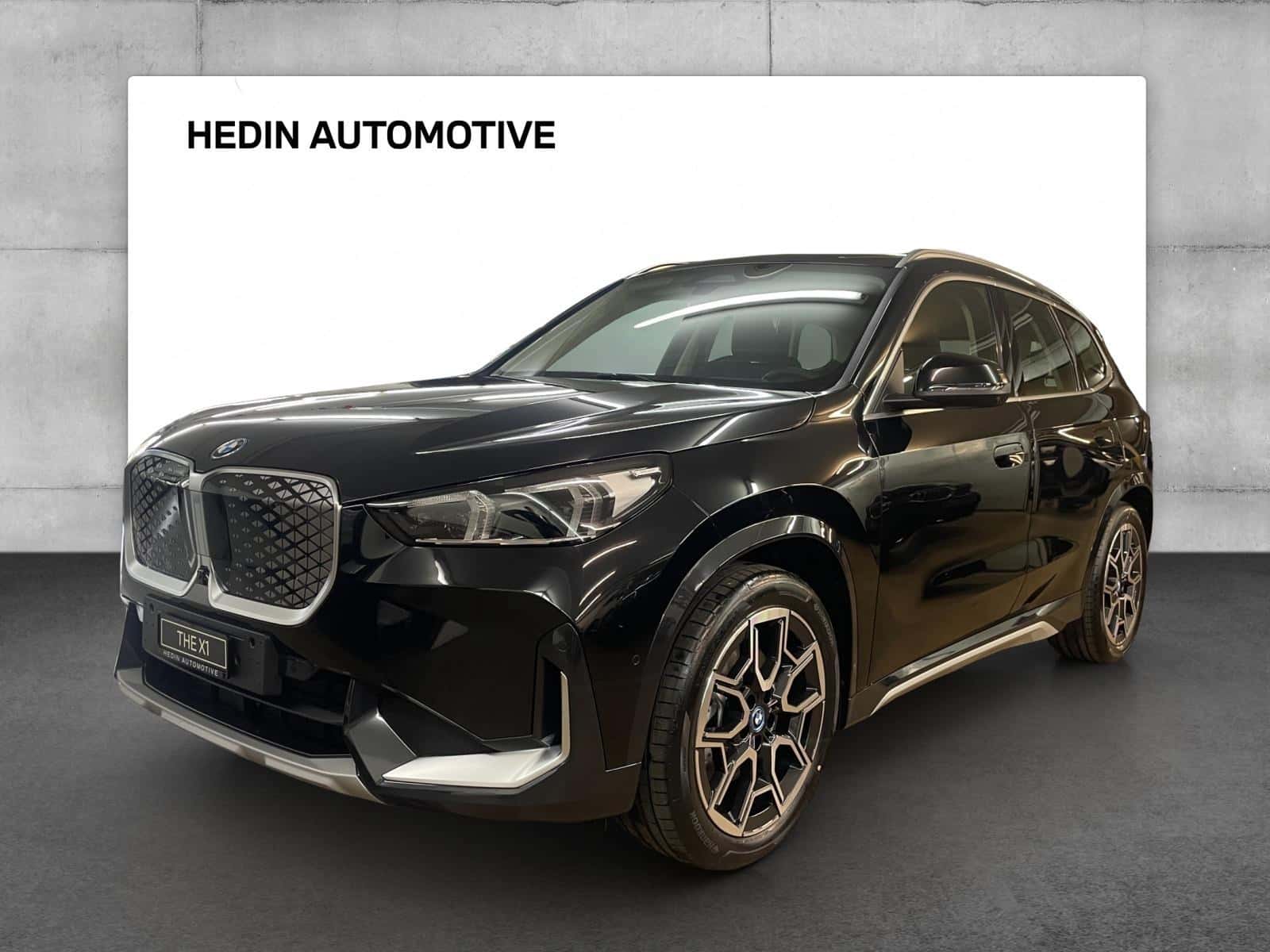 BMW iX1