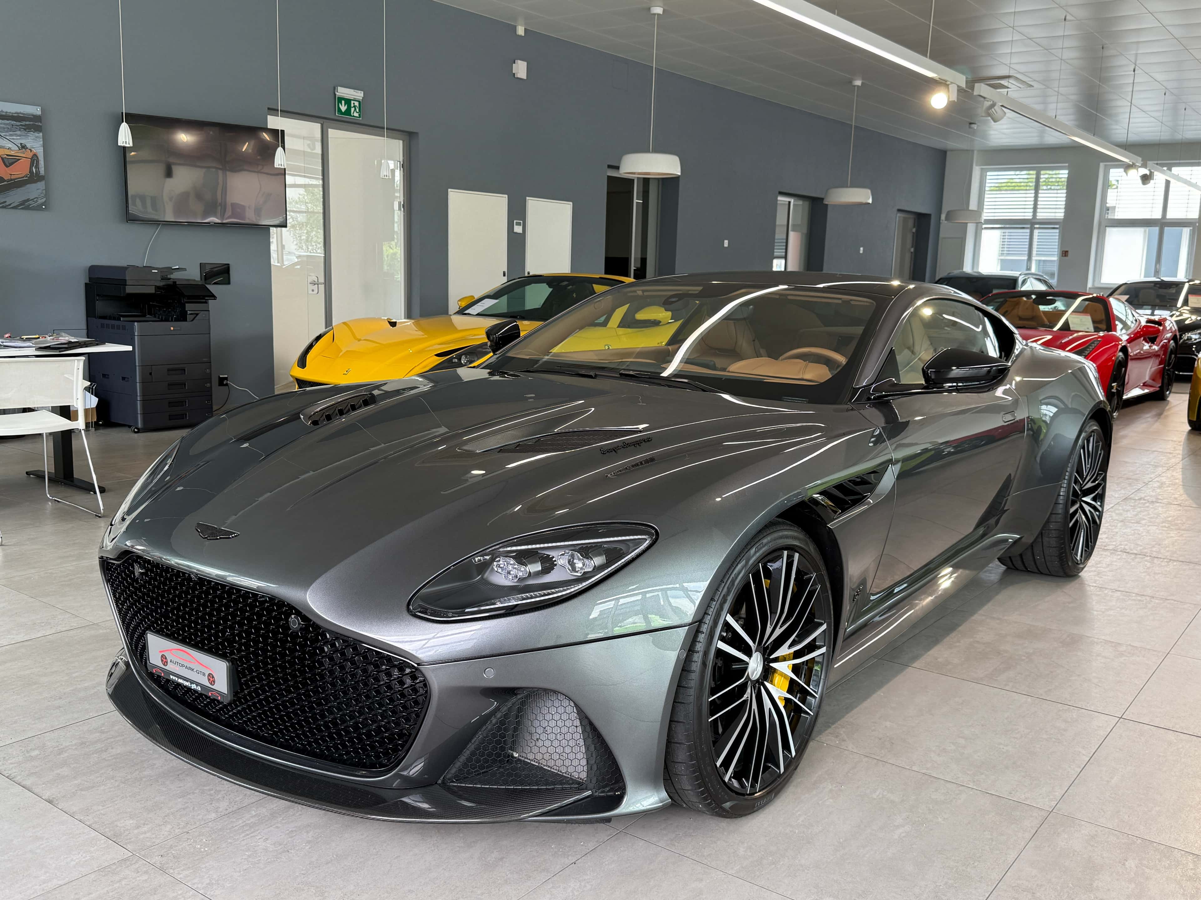Aston Martin DBS
