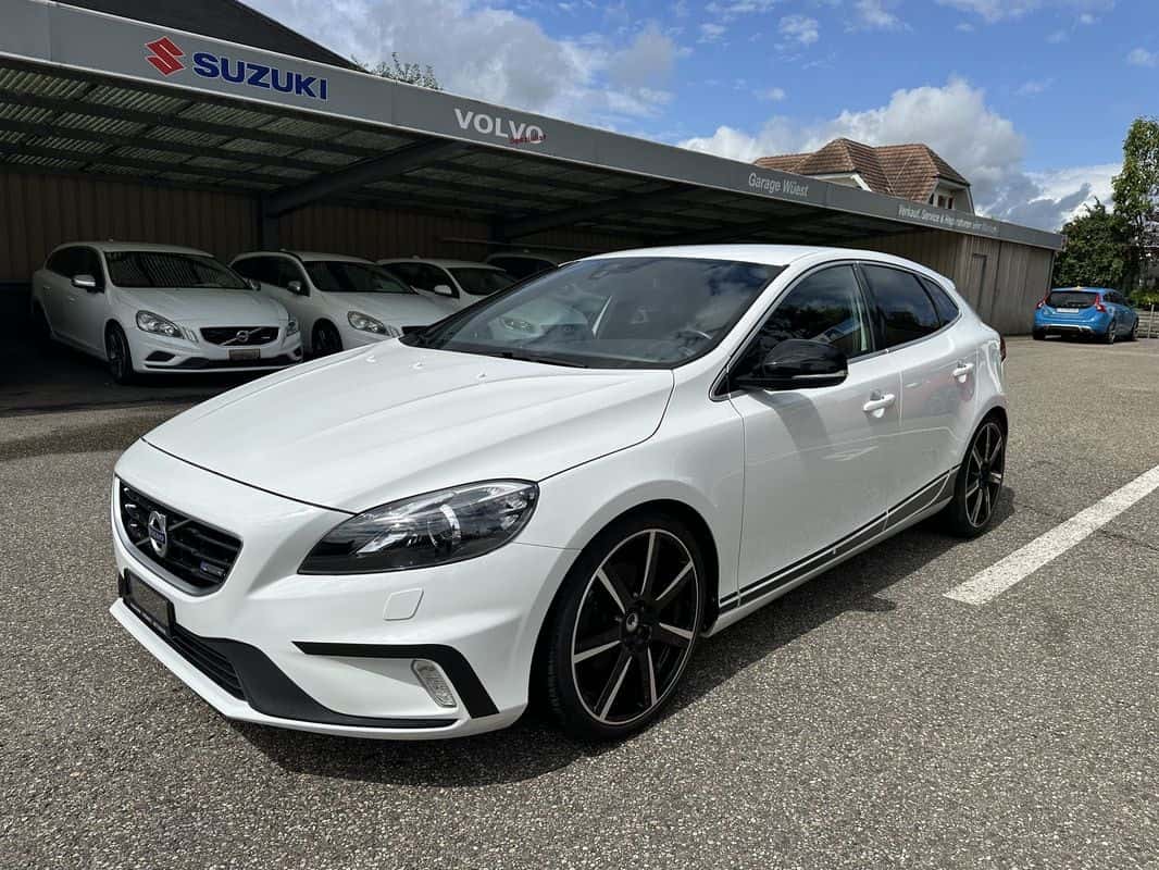 Volvo V40
