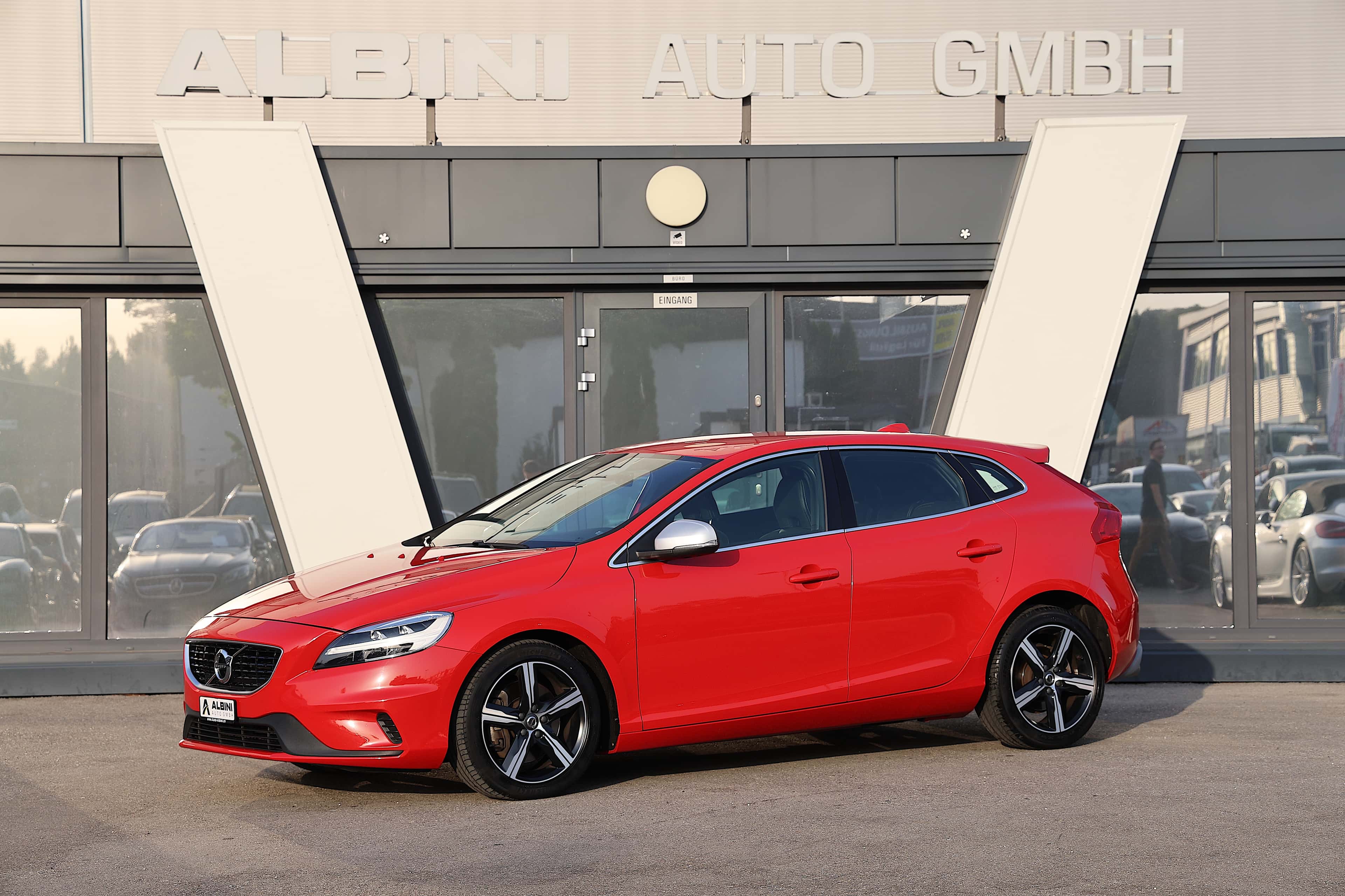 Volvo V40