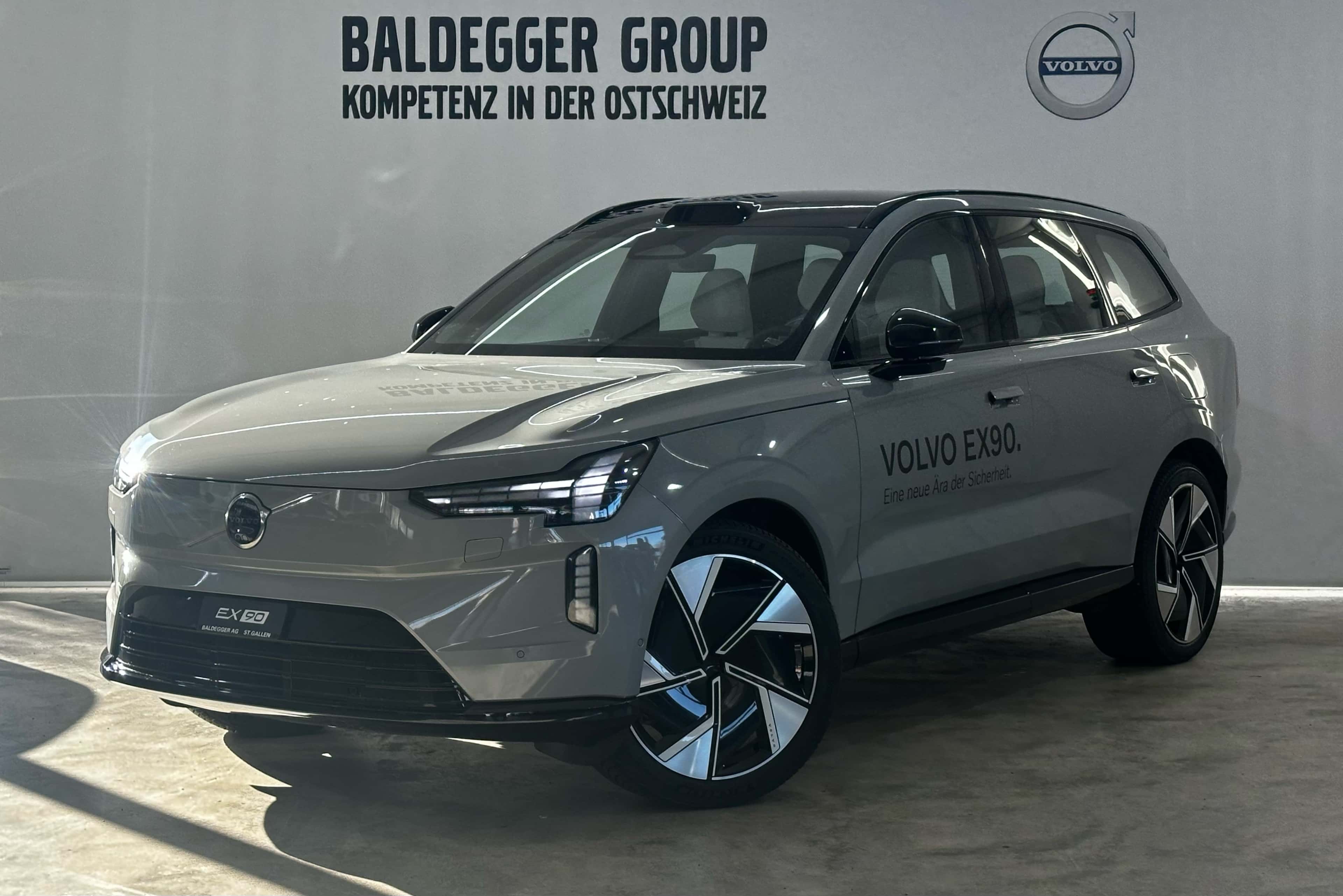 Volvo EX90