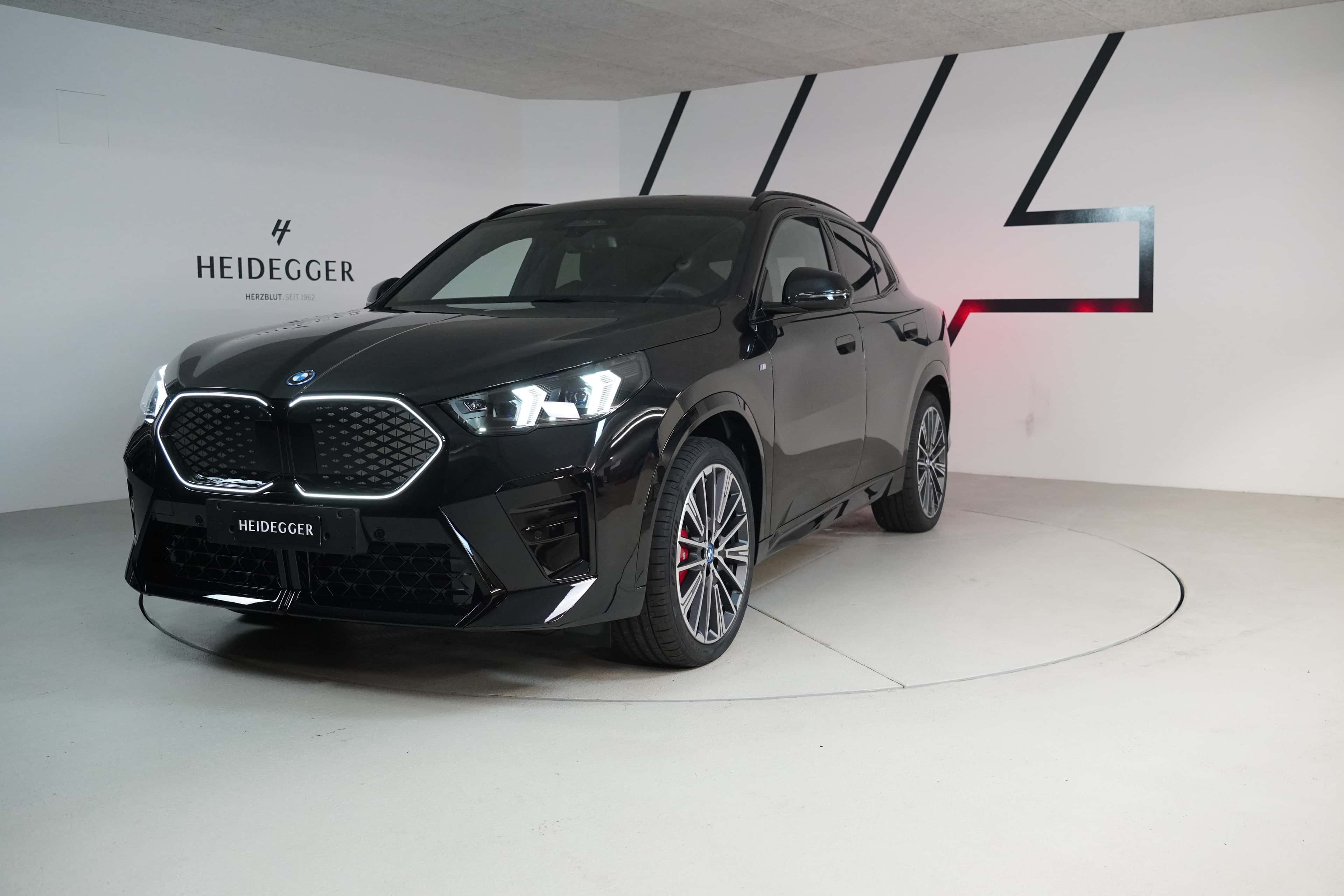 BMW iX2