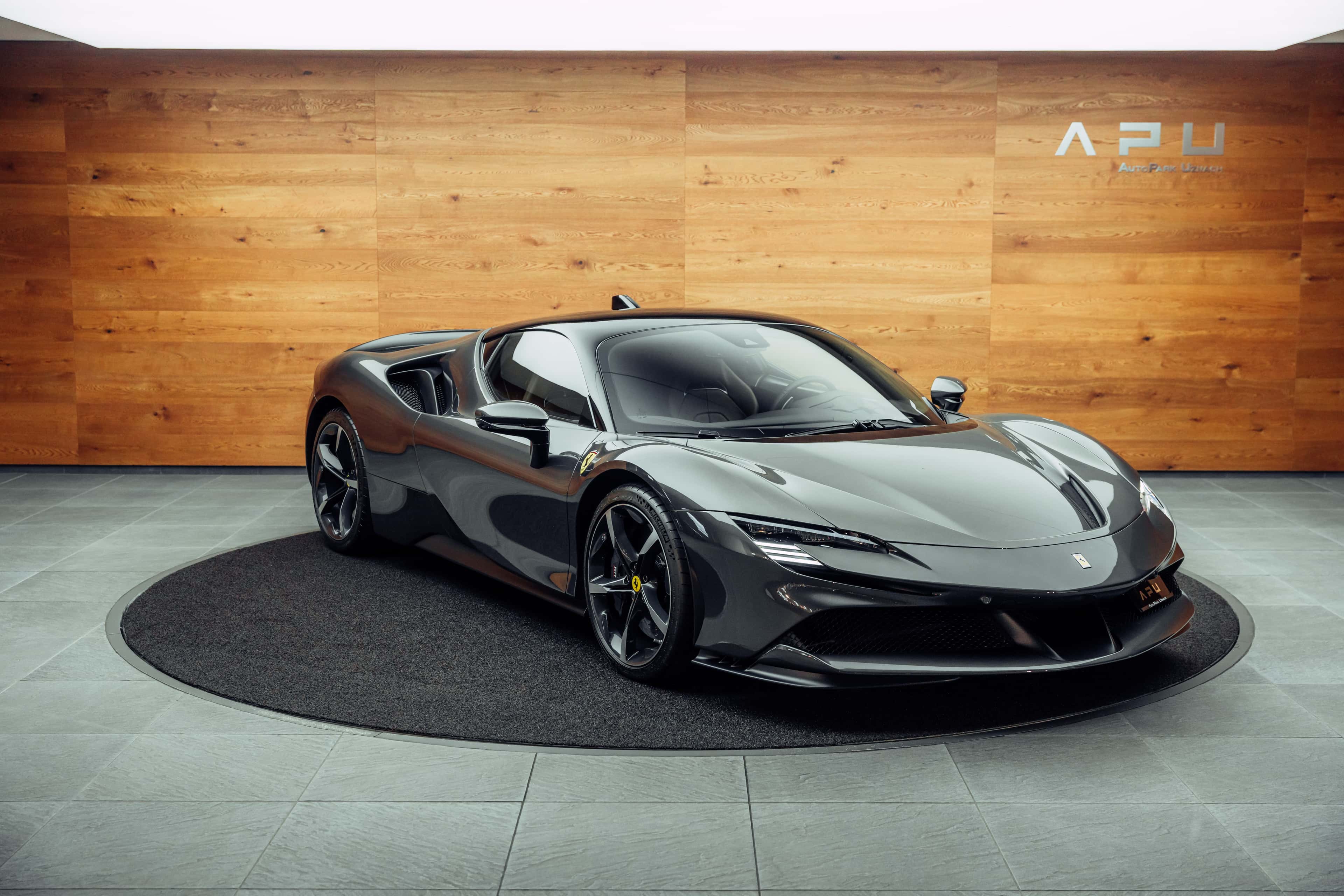 Ferrari SF90
