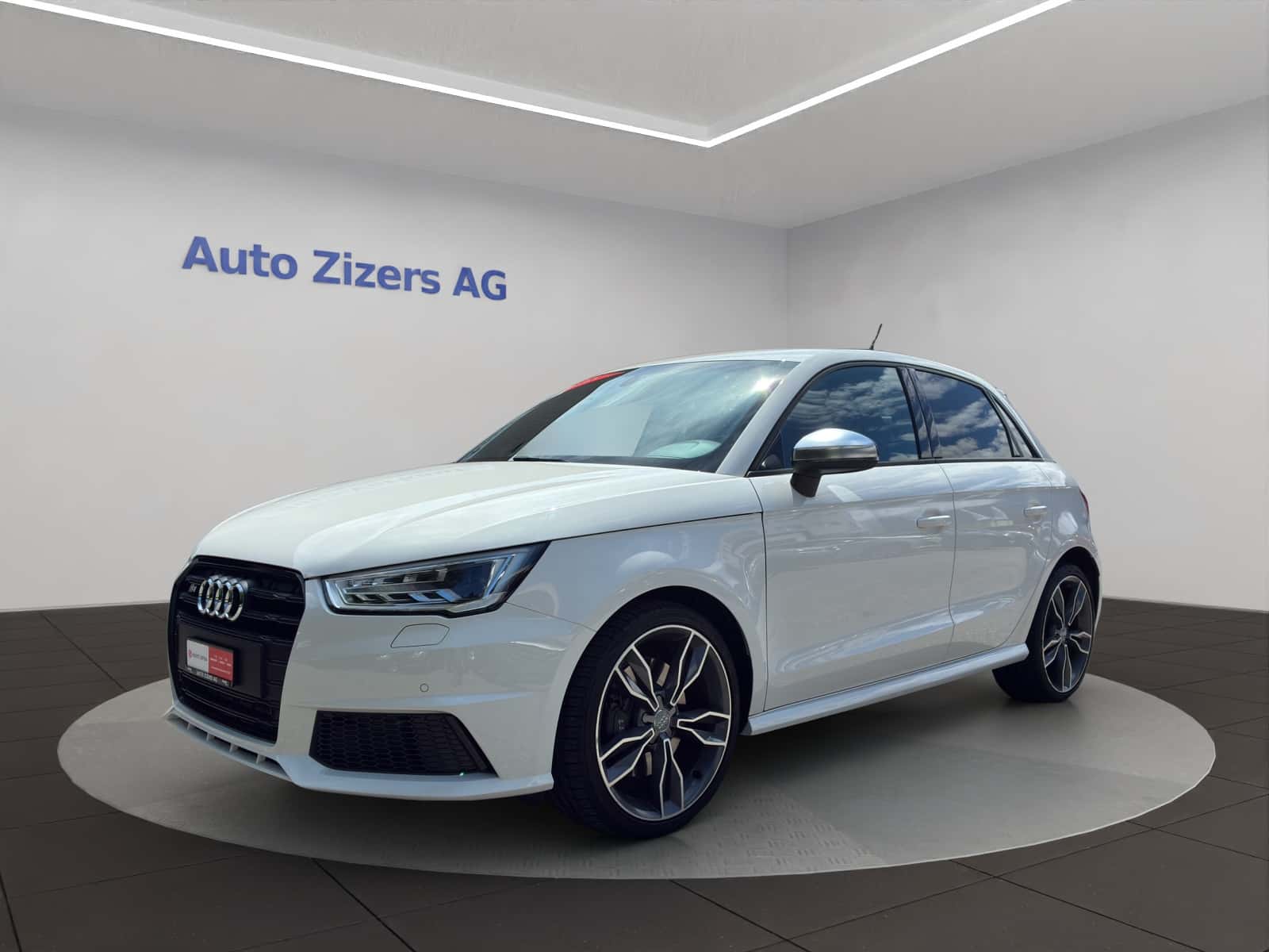 Audi S1