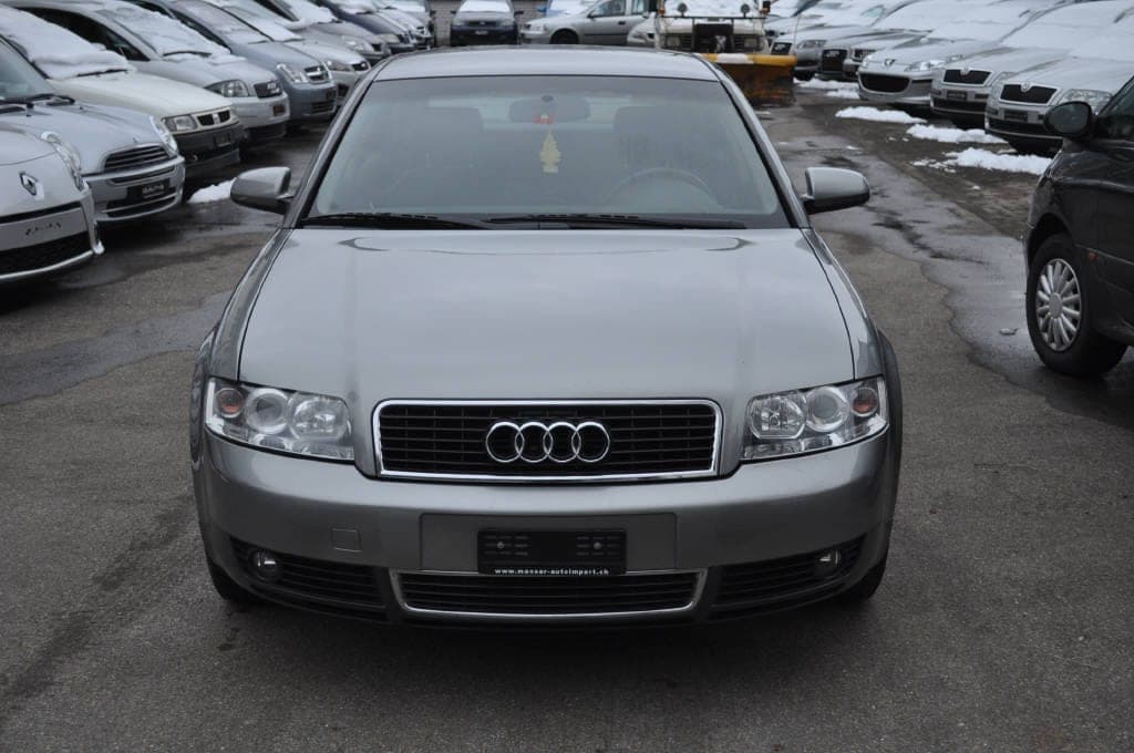 Audi A4 A4 2.0 20V 130