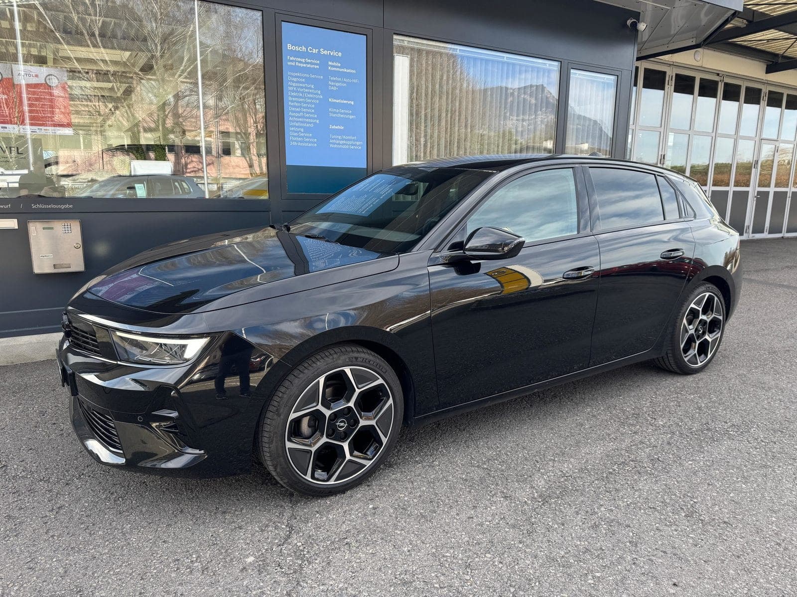Opel Astra Astra 1.2Turbo Swiss Plus