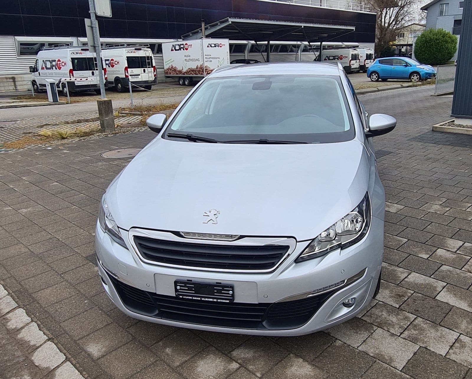 Peugeot 308 308 SW 1.2 THP Style Automatic