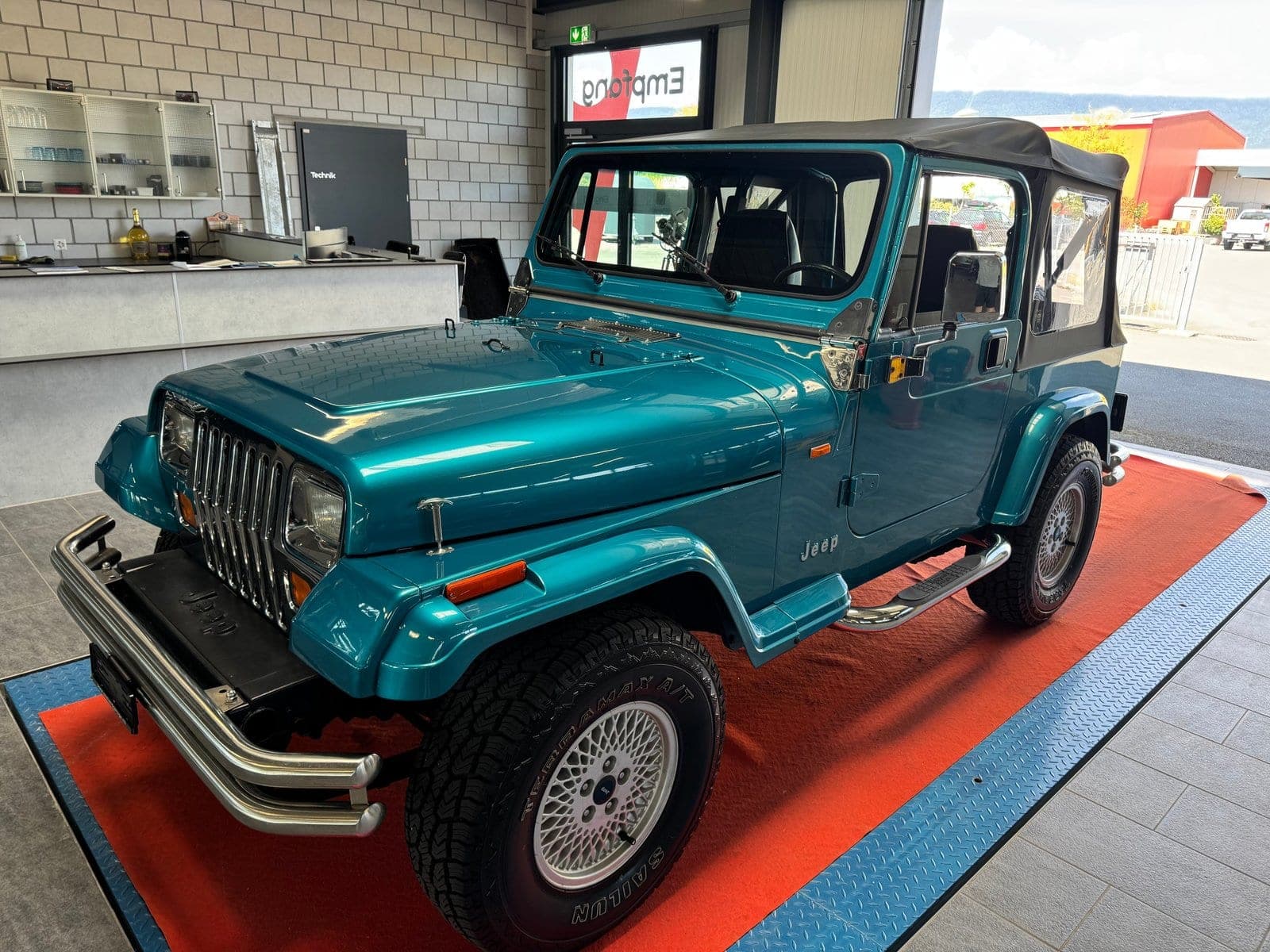 Jeep Wrangler YJ