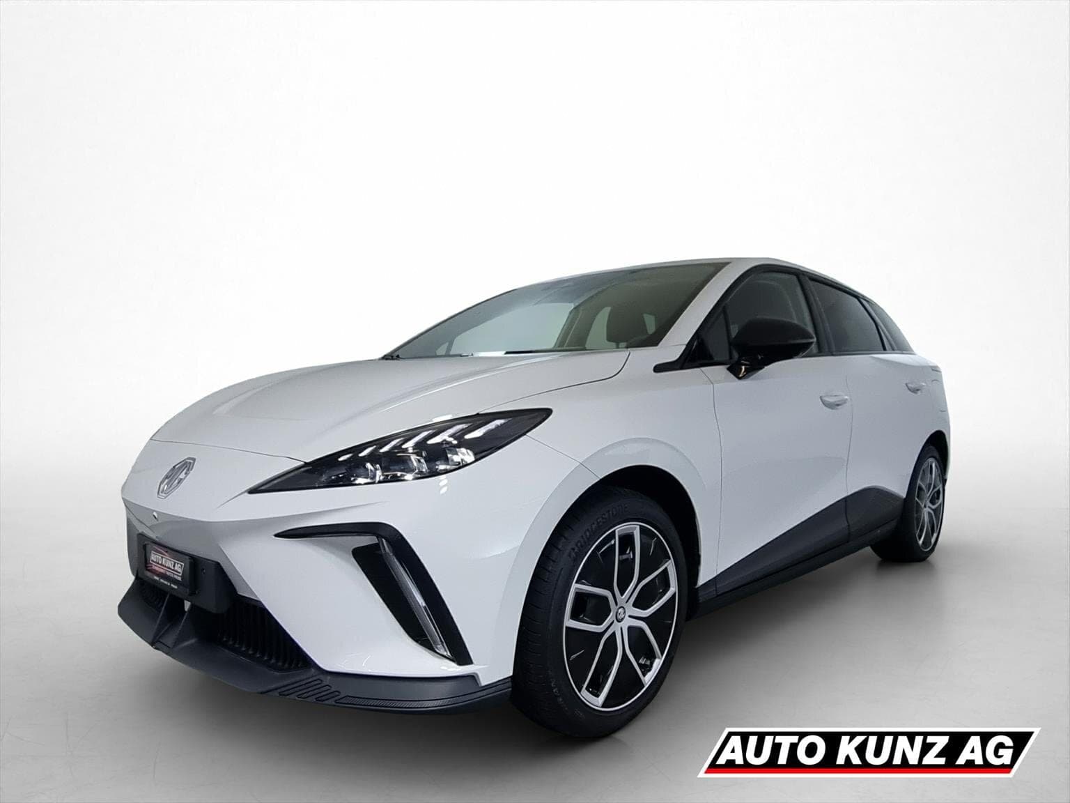 MG MG MG4 Luxury  64kWh