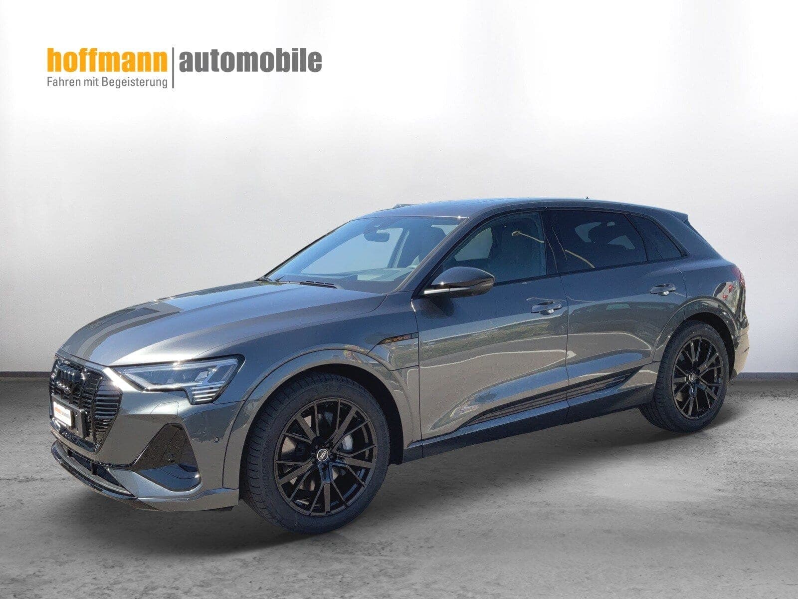 Audi e-tron e-tron 55 S Line Black Edition quattro