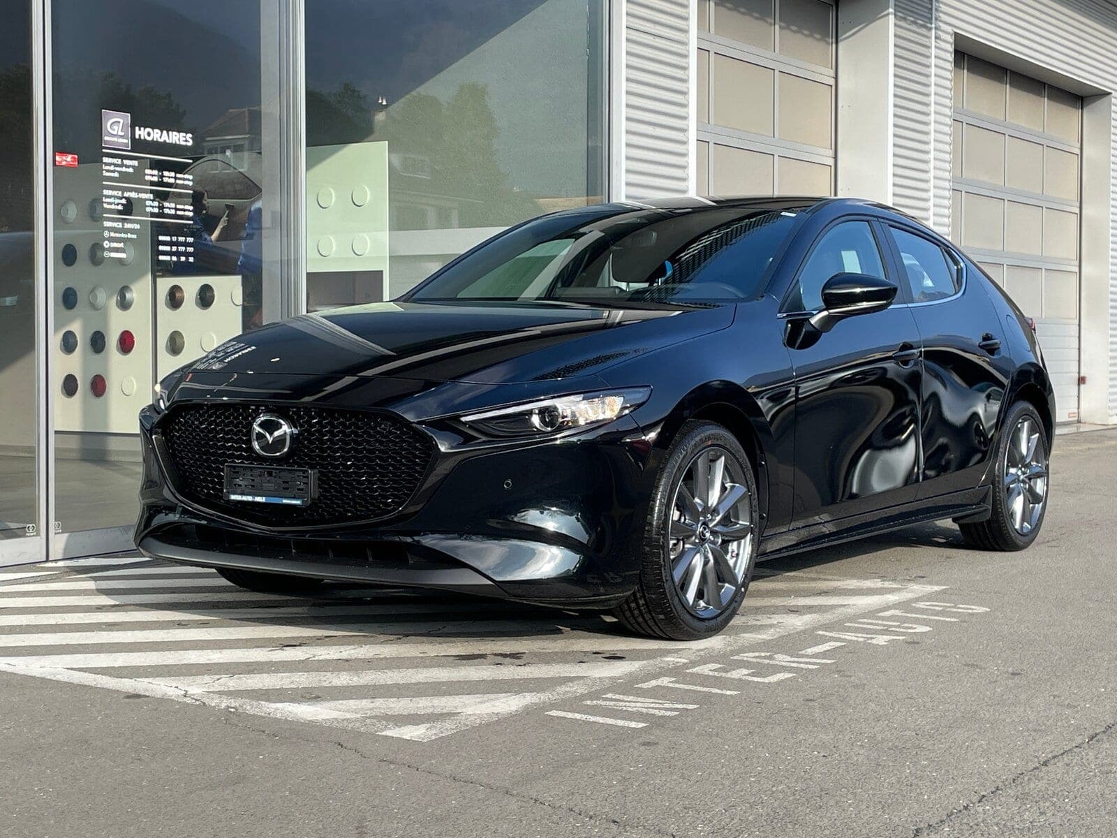 Mazda 3 3 Hatchback SKYACTIV-G M Hybrid 140 Centre Line Automa