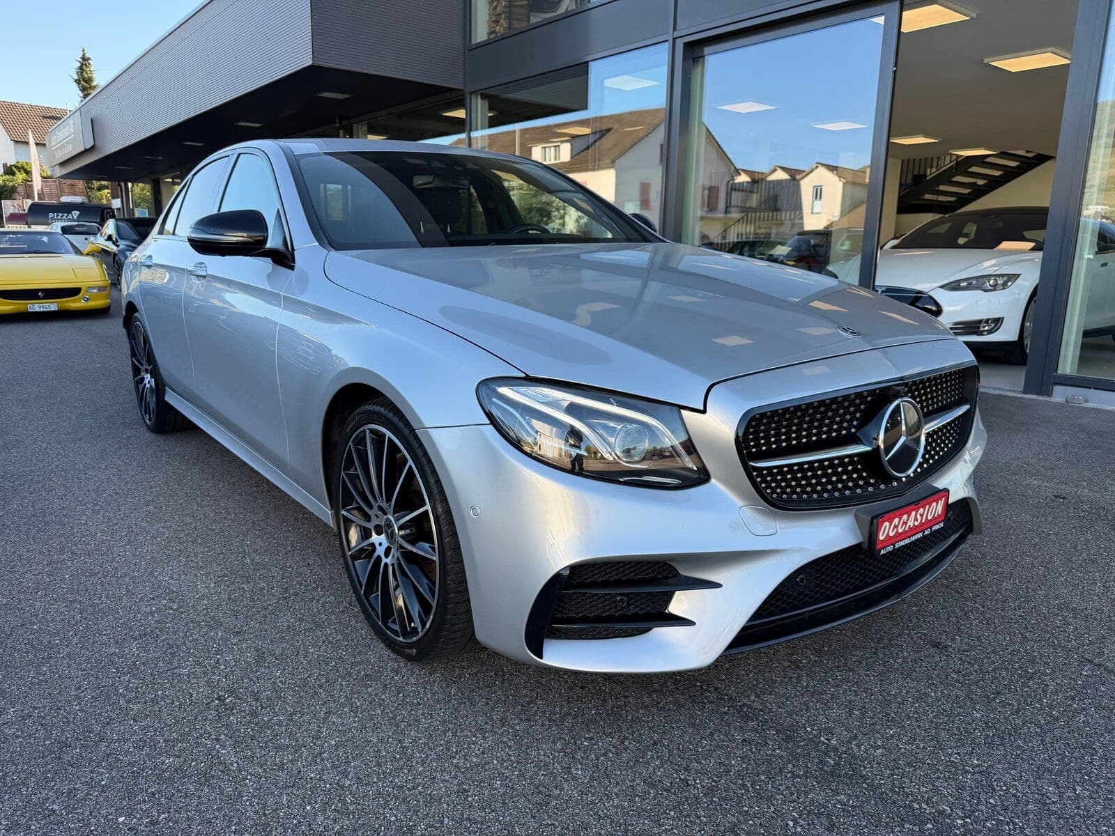 Mercedes-Benz E-Klasse E 220 d Swiss Star AMG Line 4matic