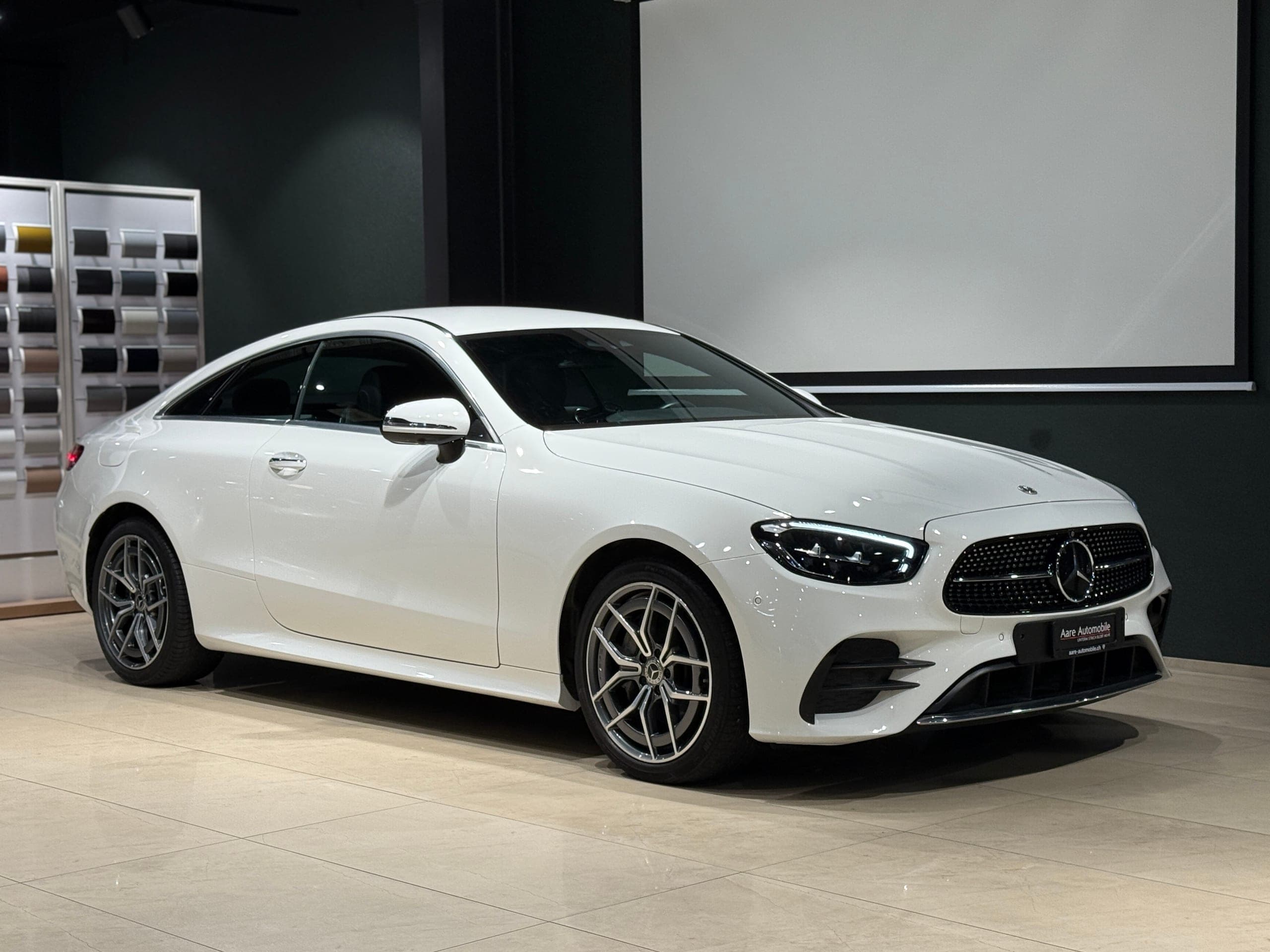 Mercedes-Benz E-Klasse MERCEDES-BENZ E 220 d Coupé 4Matic AMG Line 9G-Tronic
