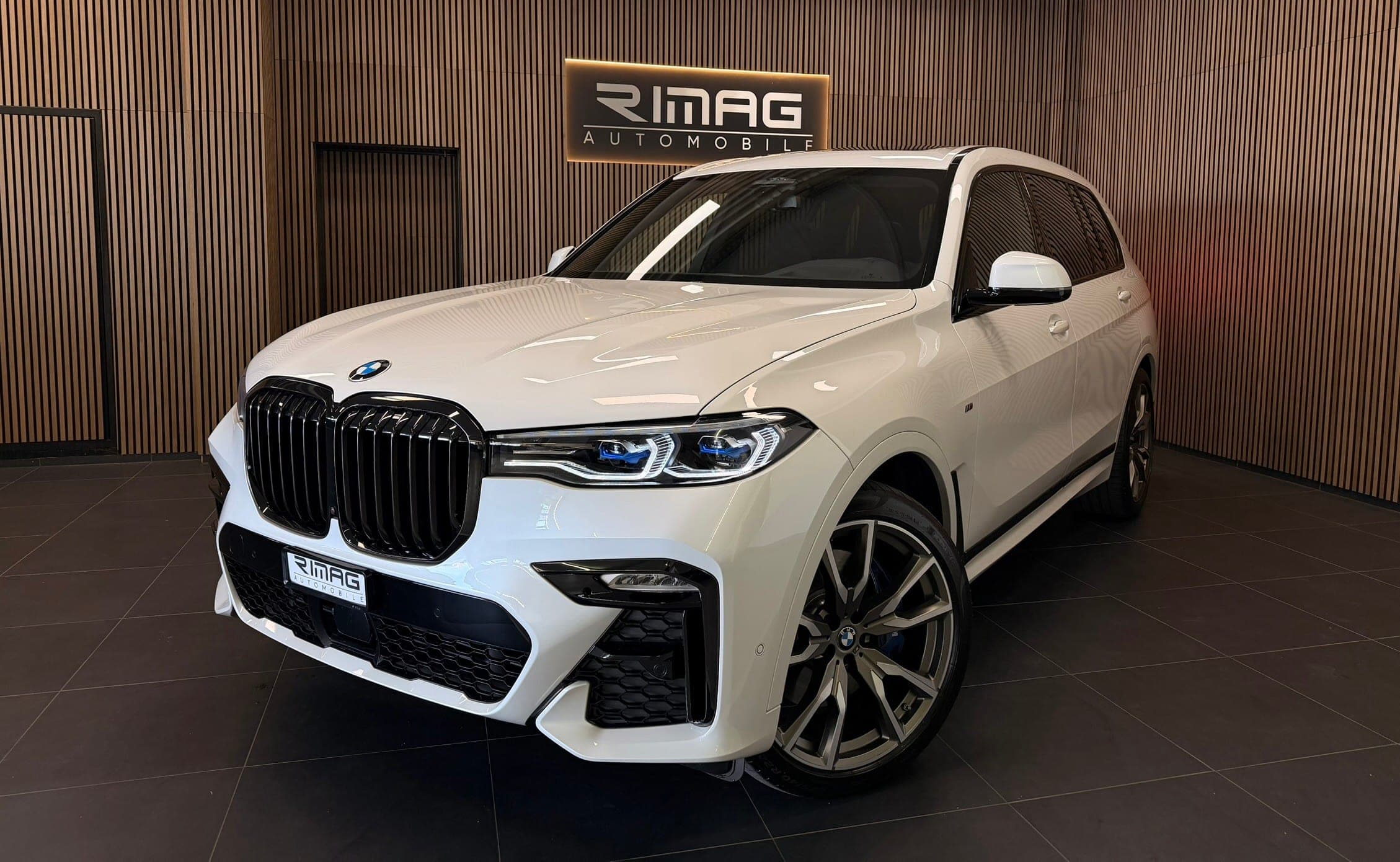BMW X7 BMW X7 xDrive M50d Steptronic | CH-Fz. | Absolute Voll- \u0026 Traumausstattung