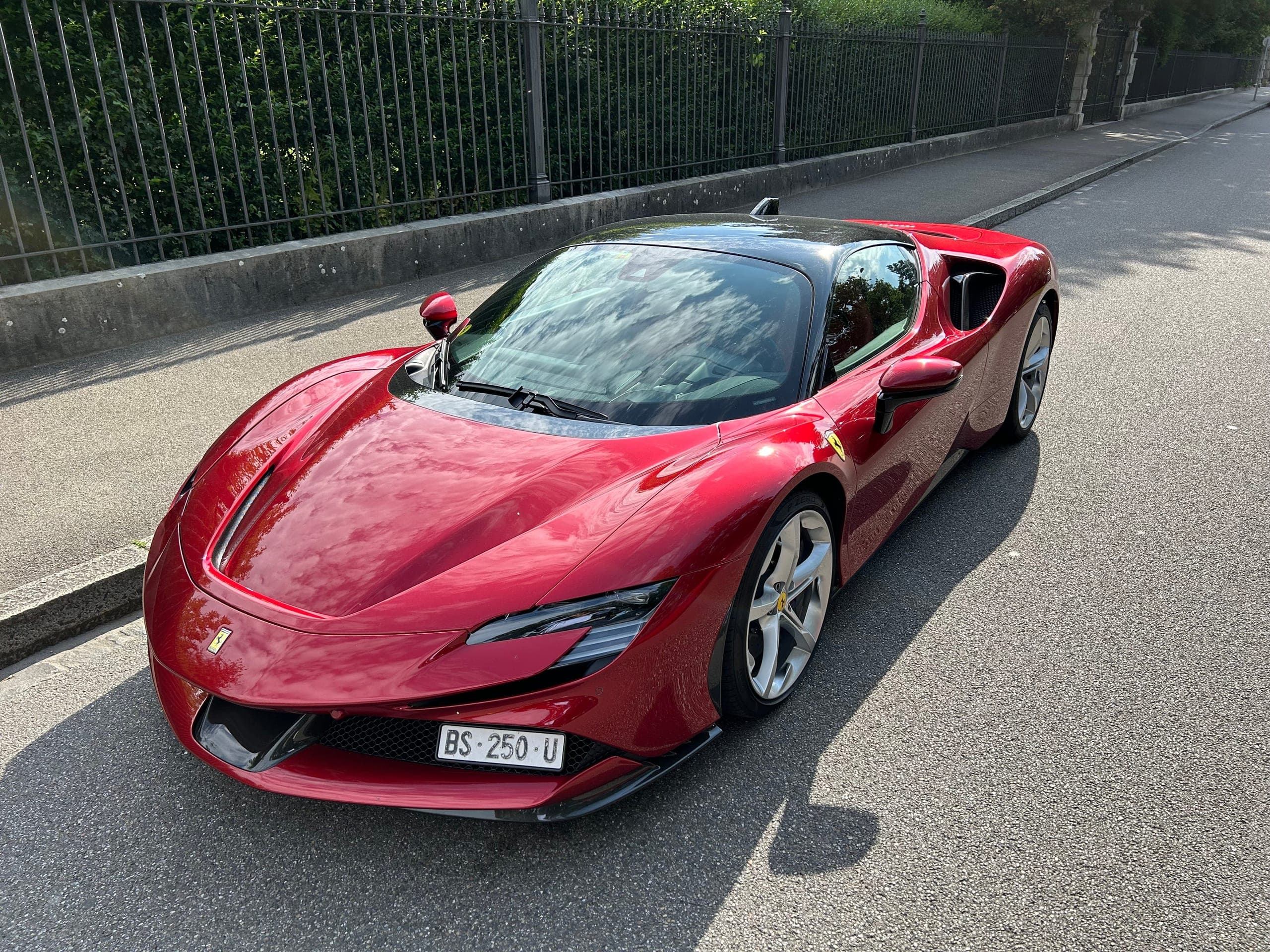 Ferrari SF90 FERRARI SF90 Stradale