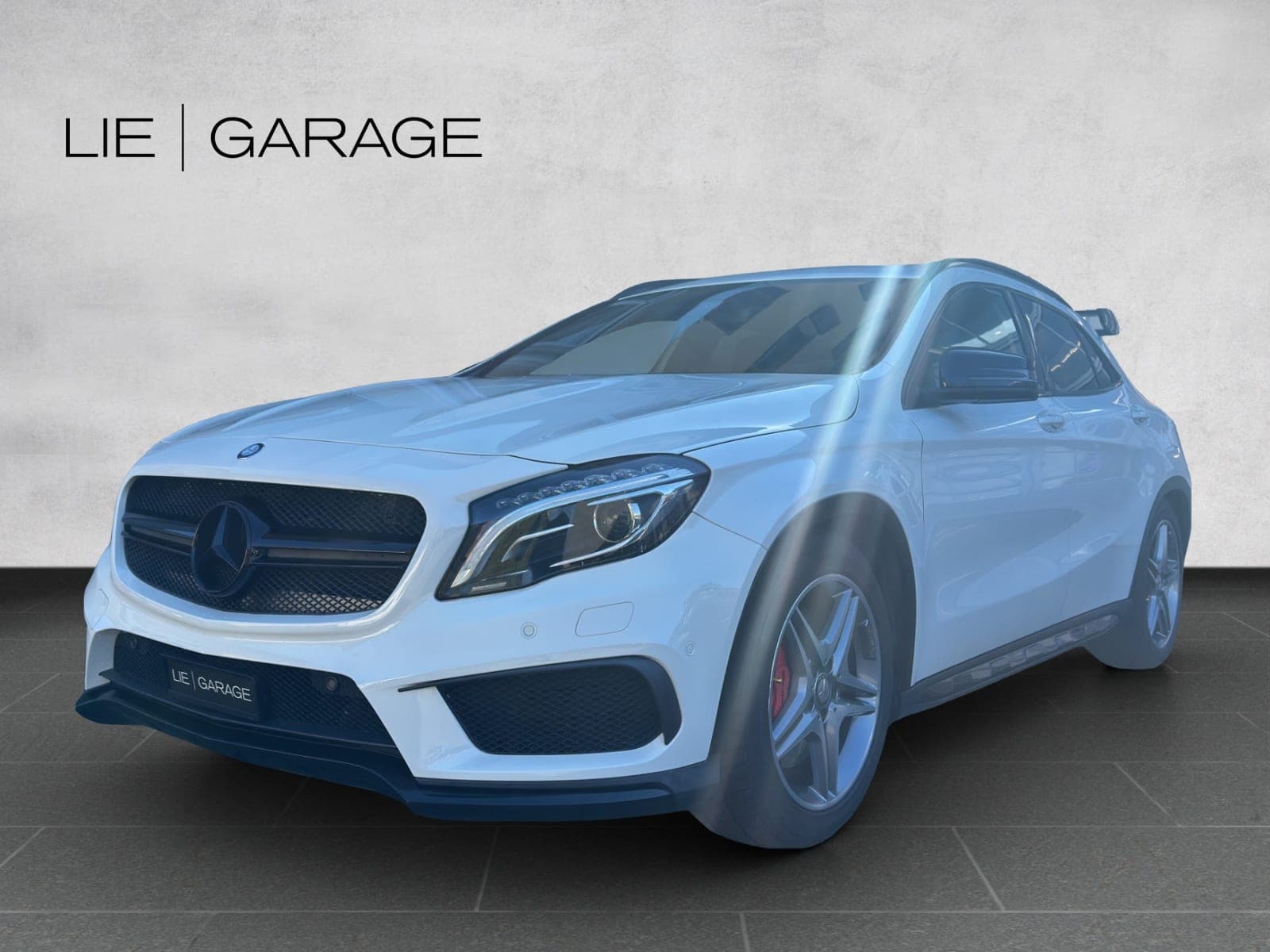 Mercedes-Benz GLA-Klasse MERCEDES-BENZ GLA 45 AMG 4Matic 7G-DCT